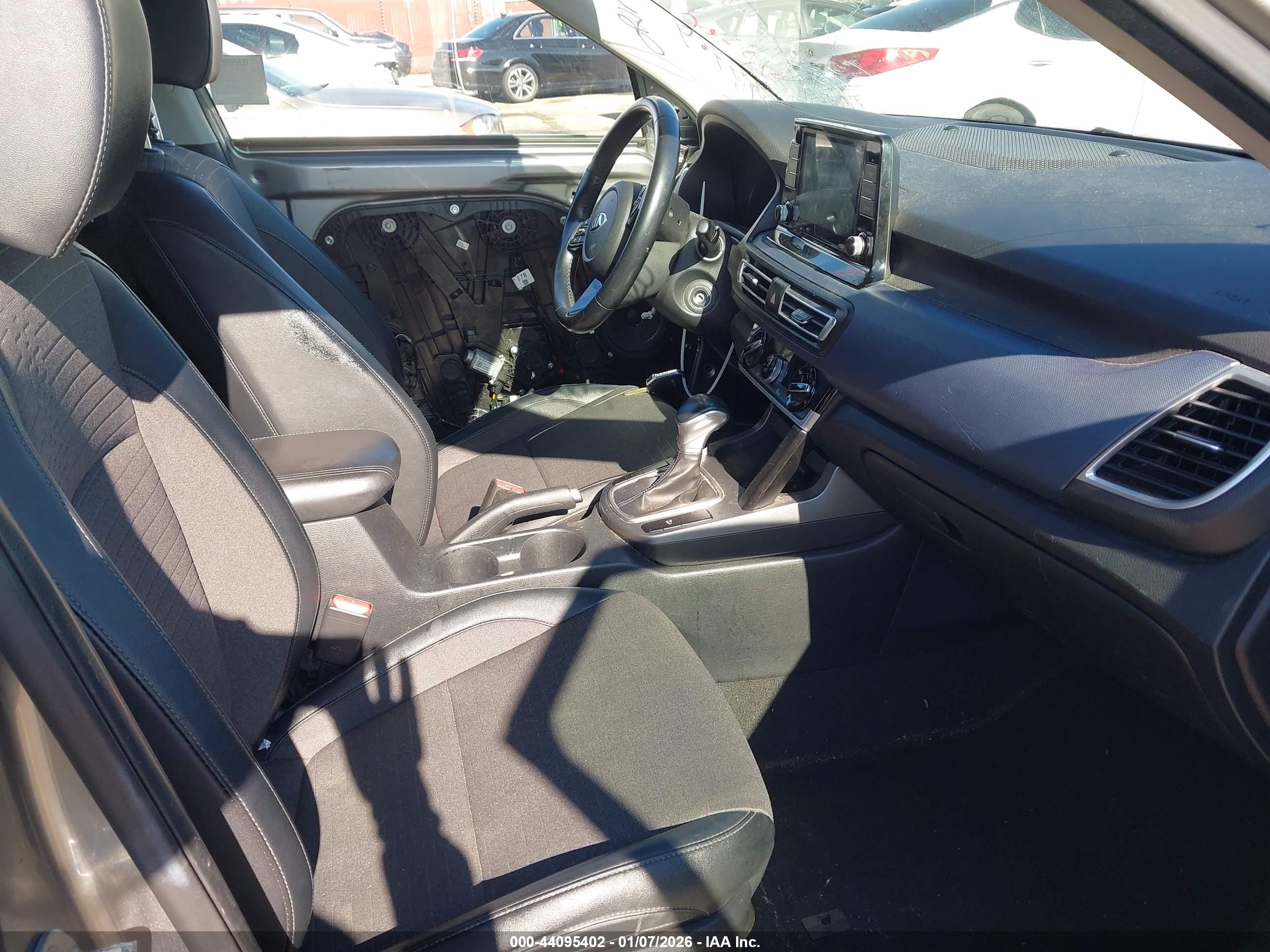 KIA SELTOS image 5