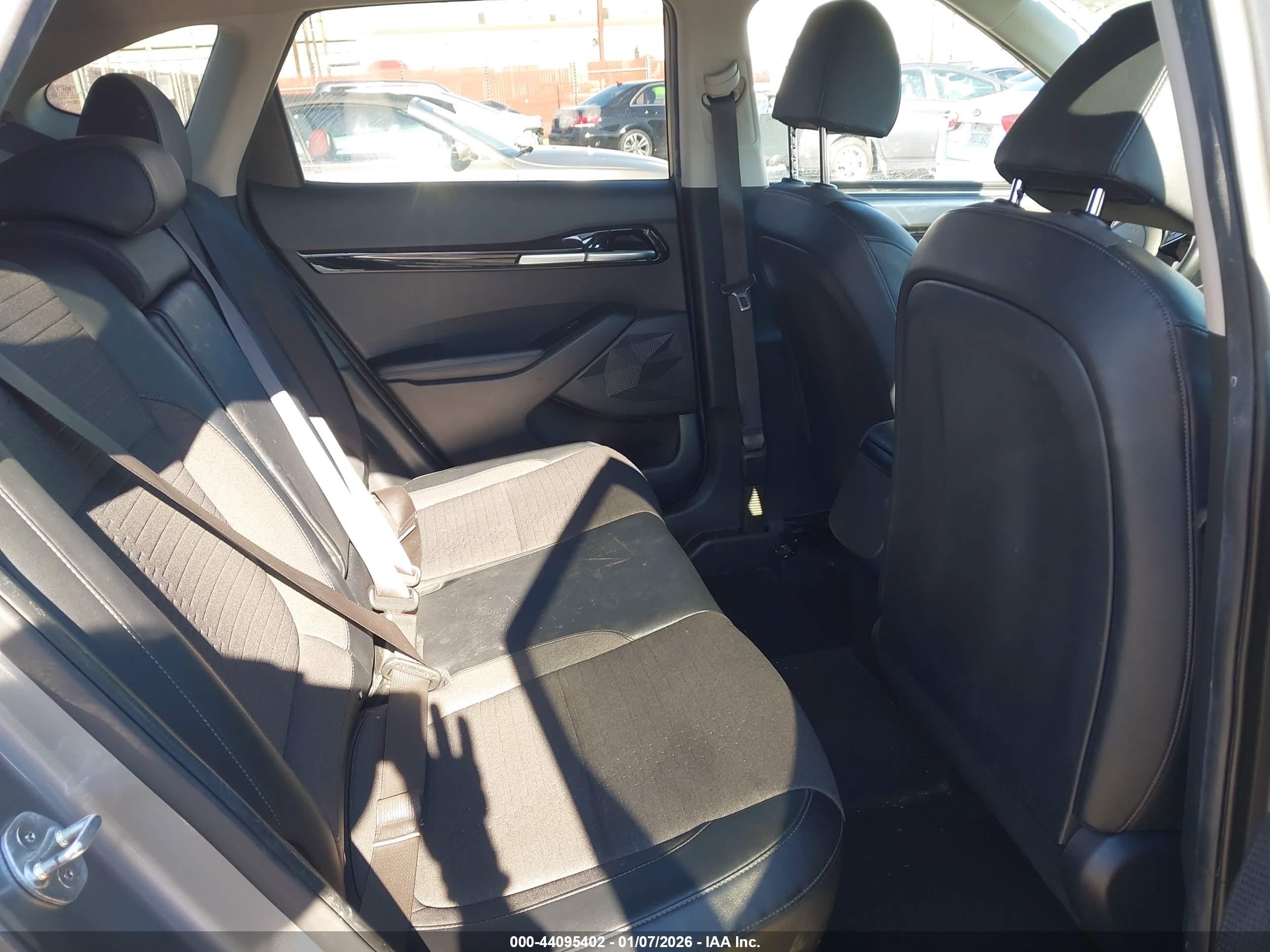 KIA SELTOS image 8