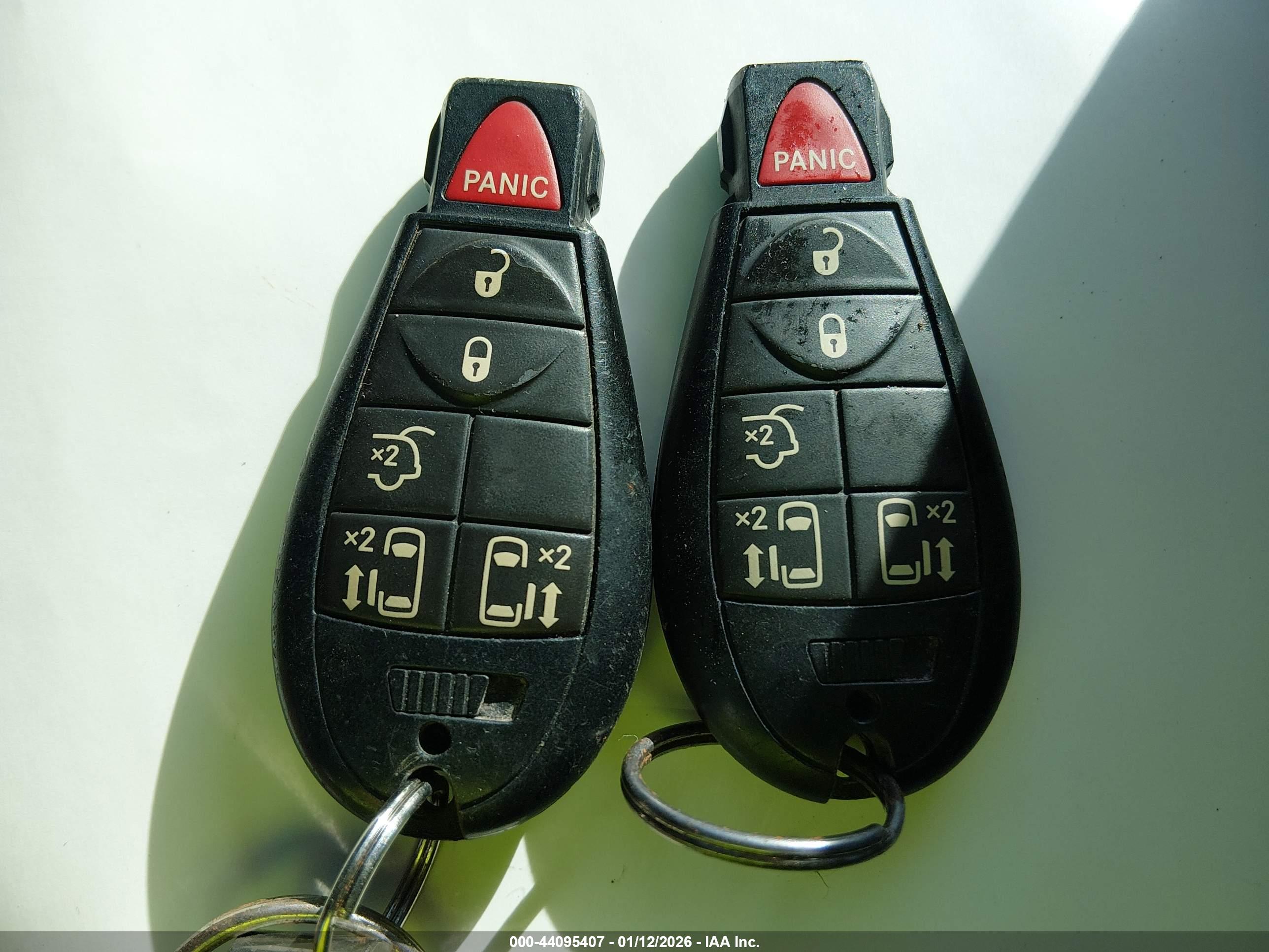 CHRYSLER TOWN image 11