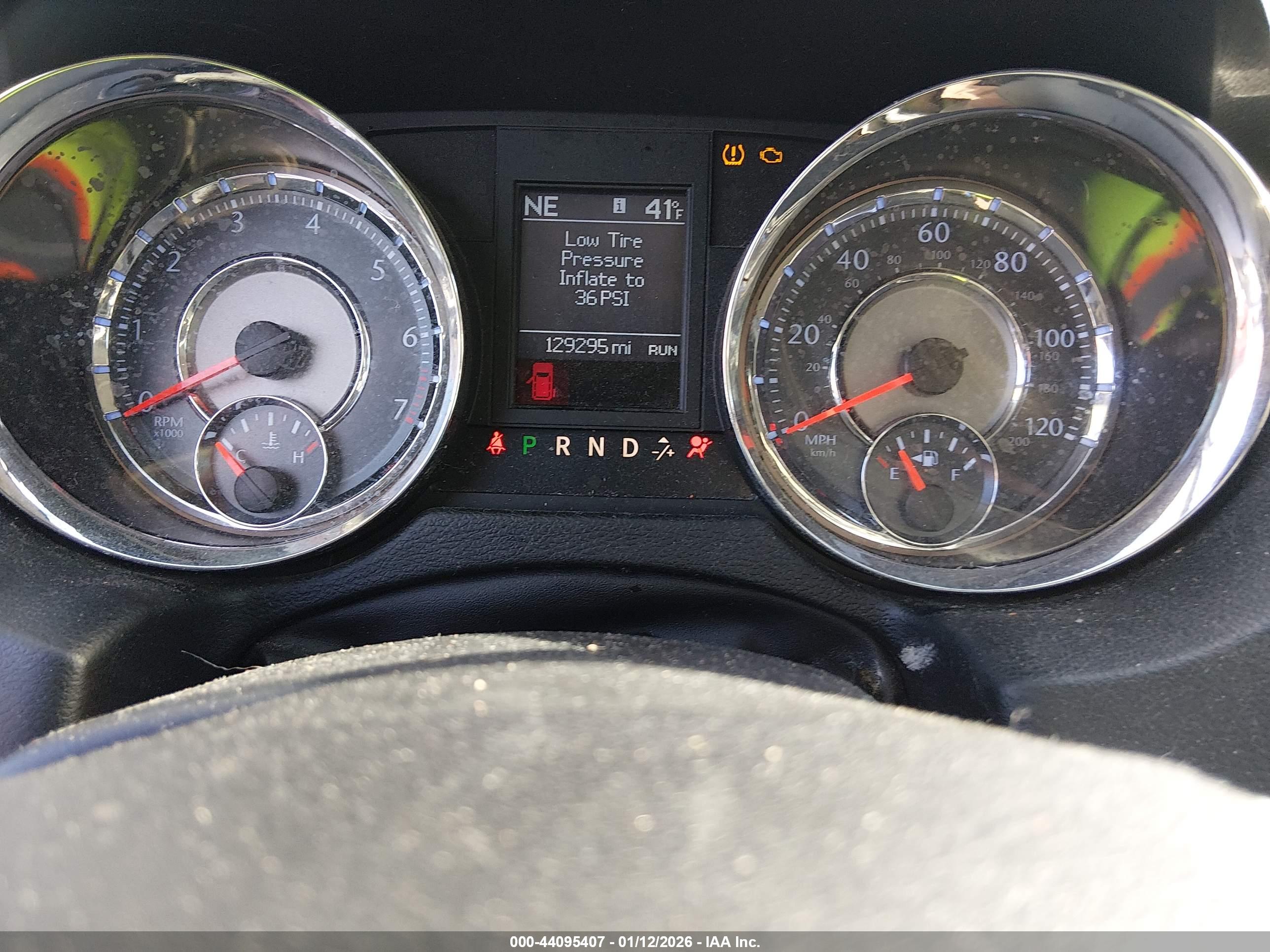 CHRYSLER TOWN image 7