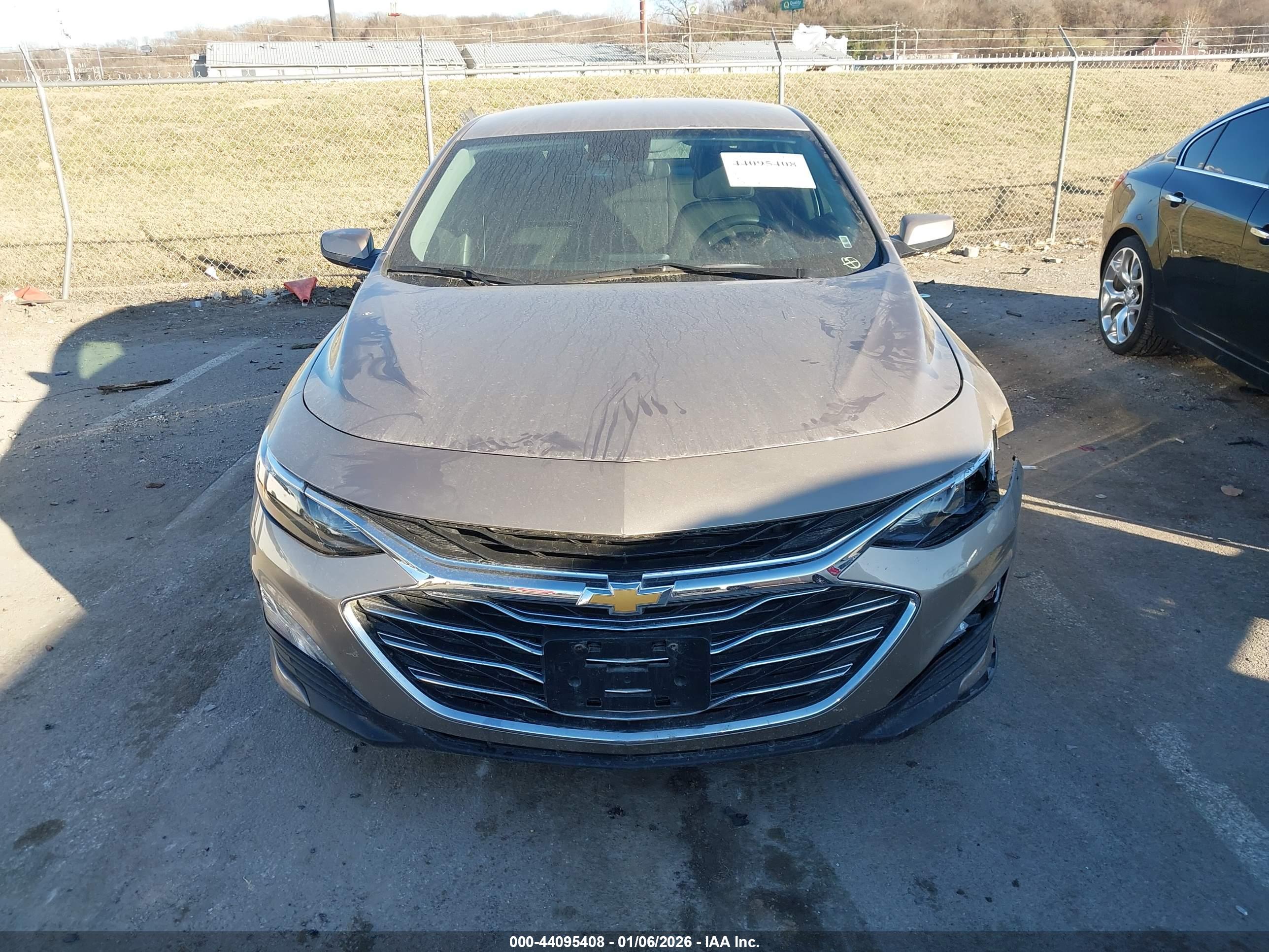 CHEVROLET MALIBU image 6