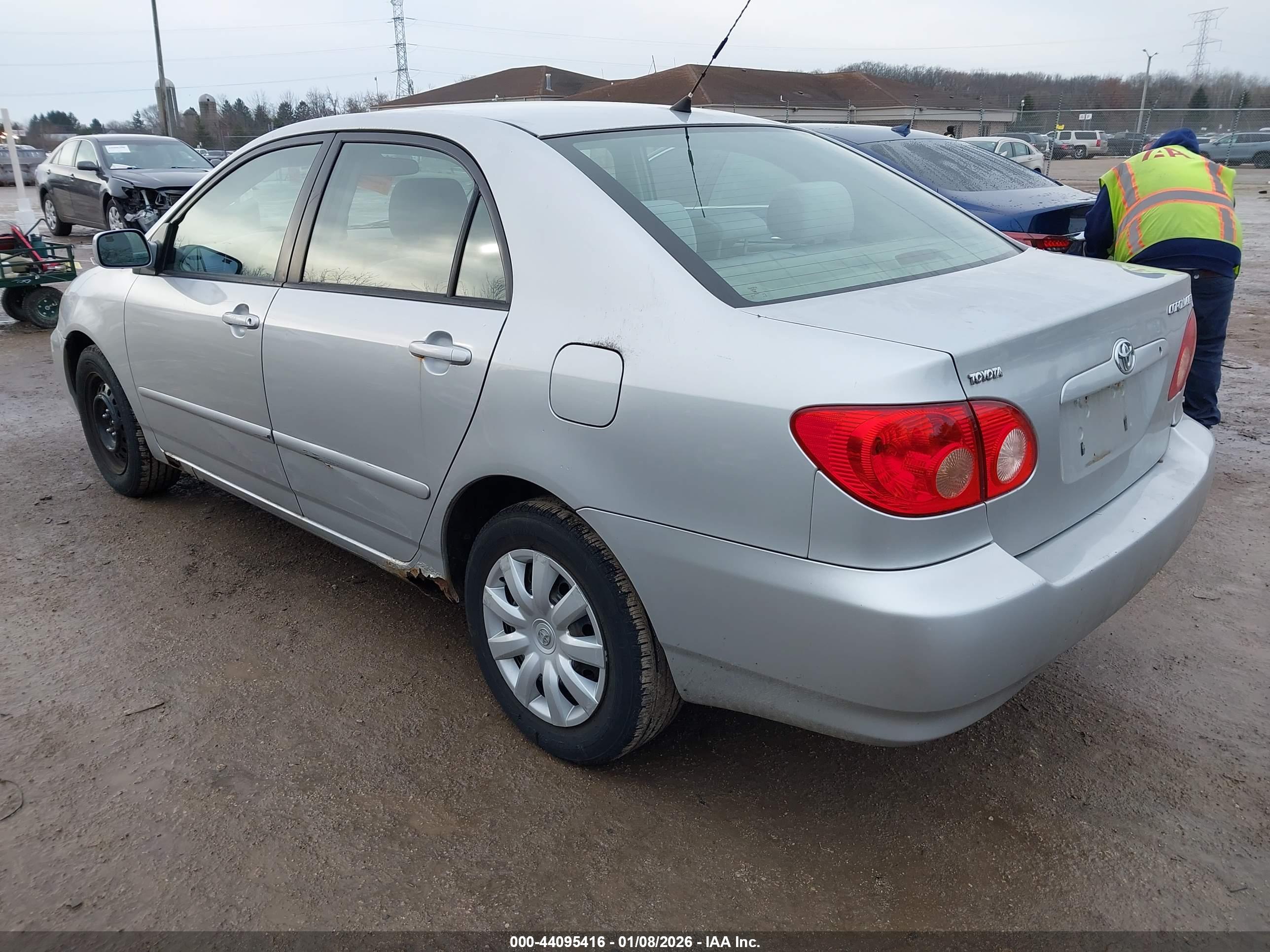 TOYOTA COROLLA image 3