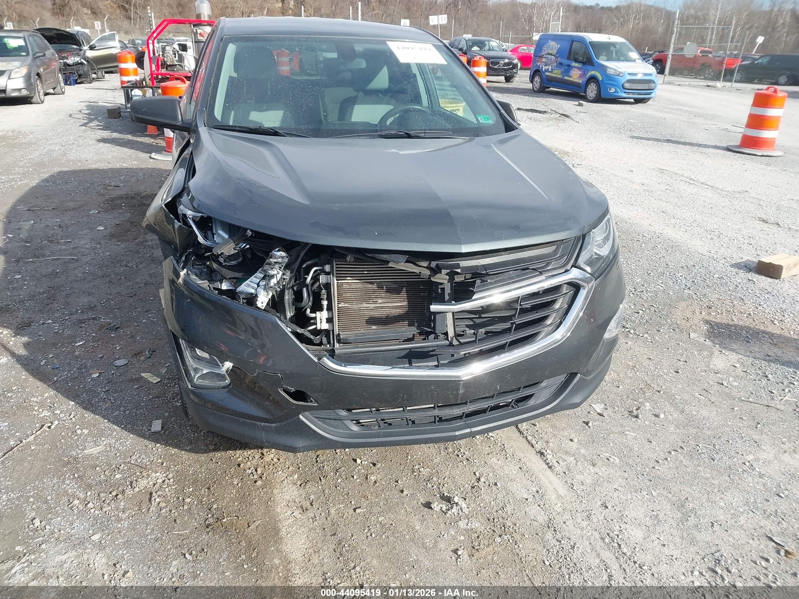 CHEVROLET EQUINOX image 6