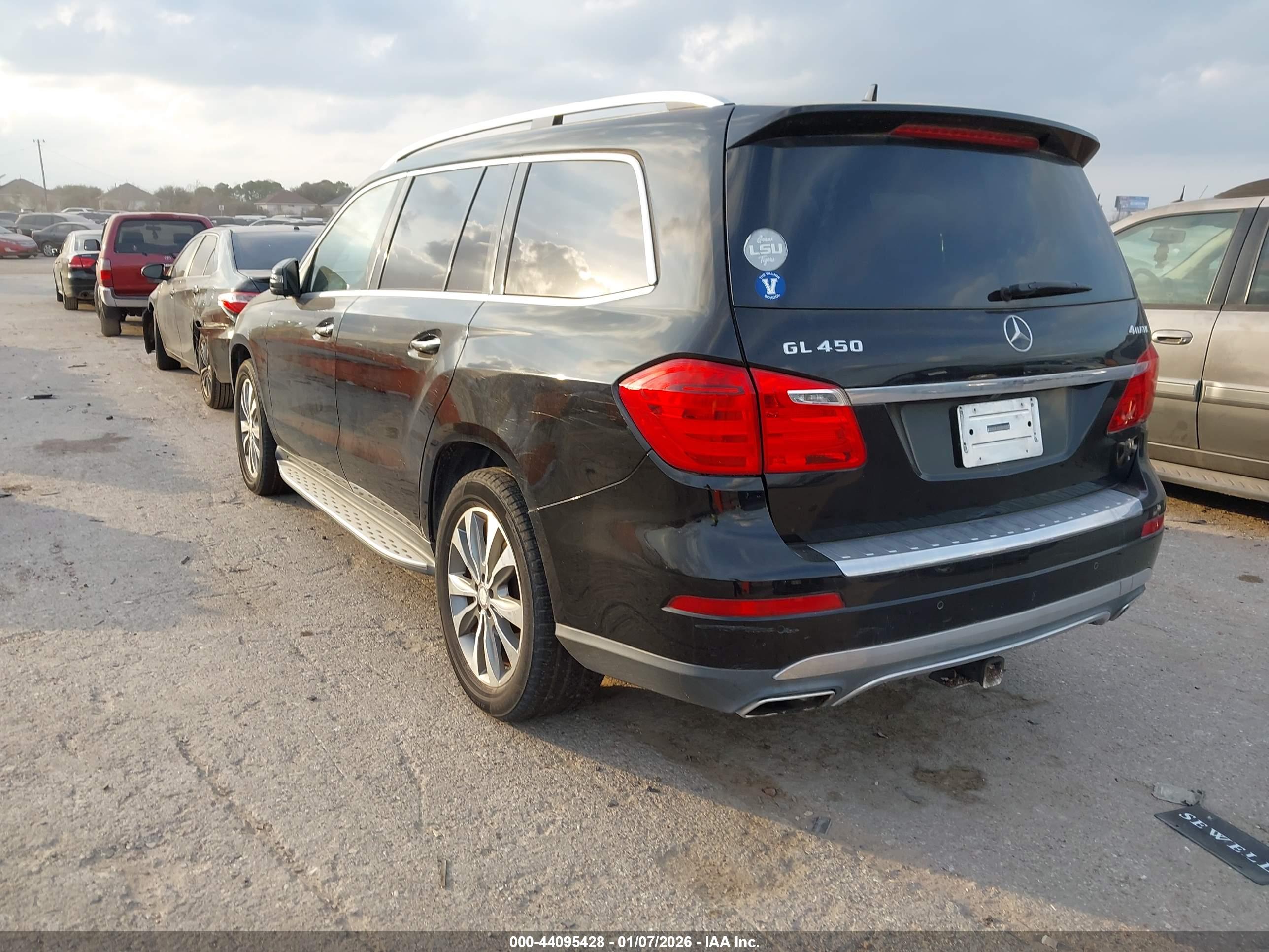 MERCEDES-BENZ GL image 3