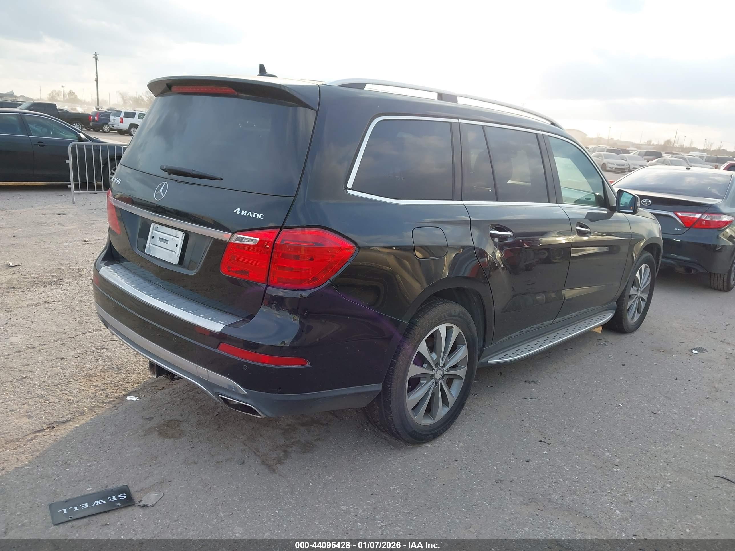 MERCEDES-BENZ GL image 4