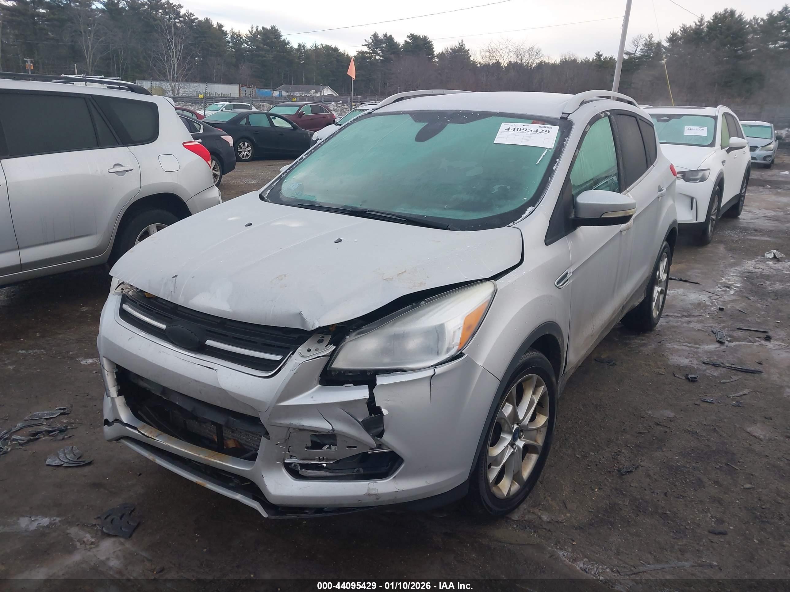FORD ESCAPE image 2