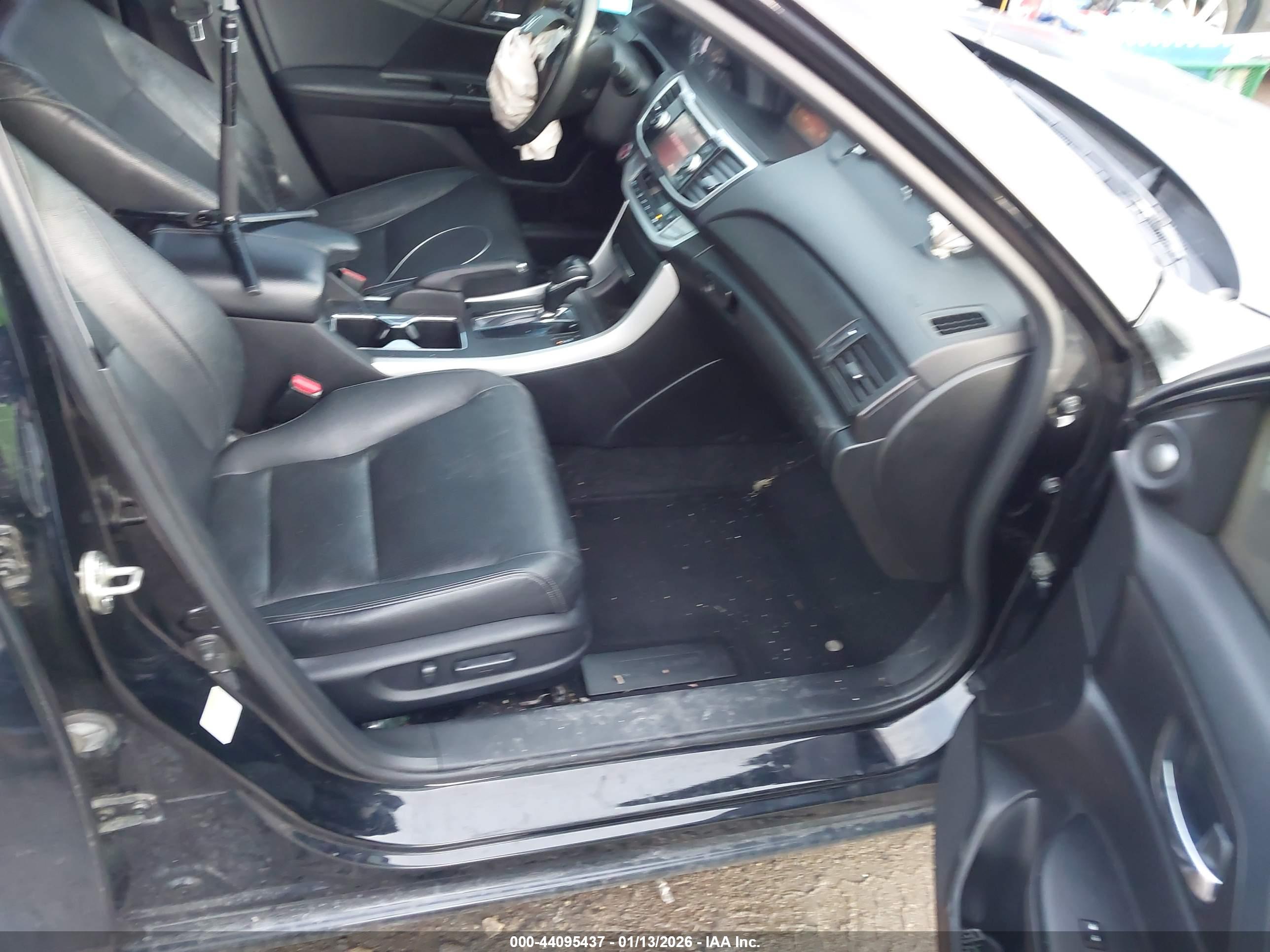 HONDA ACCORD image 5