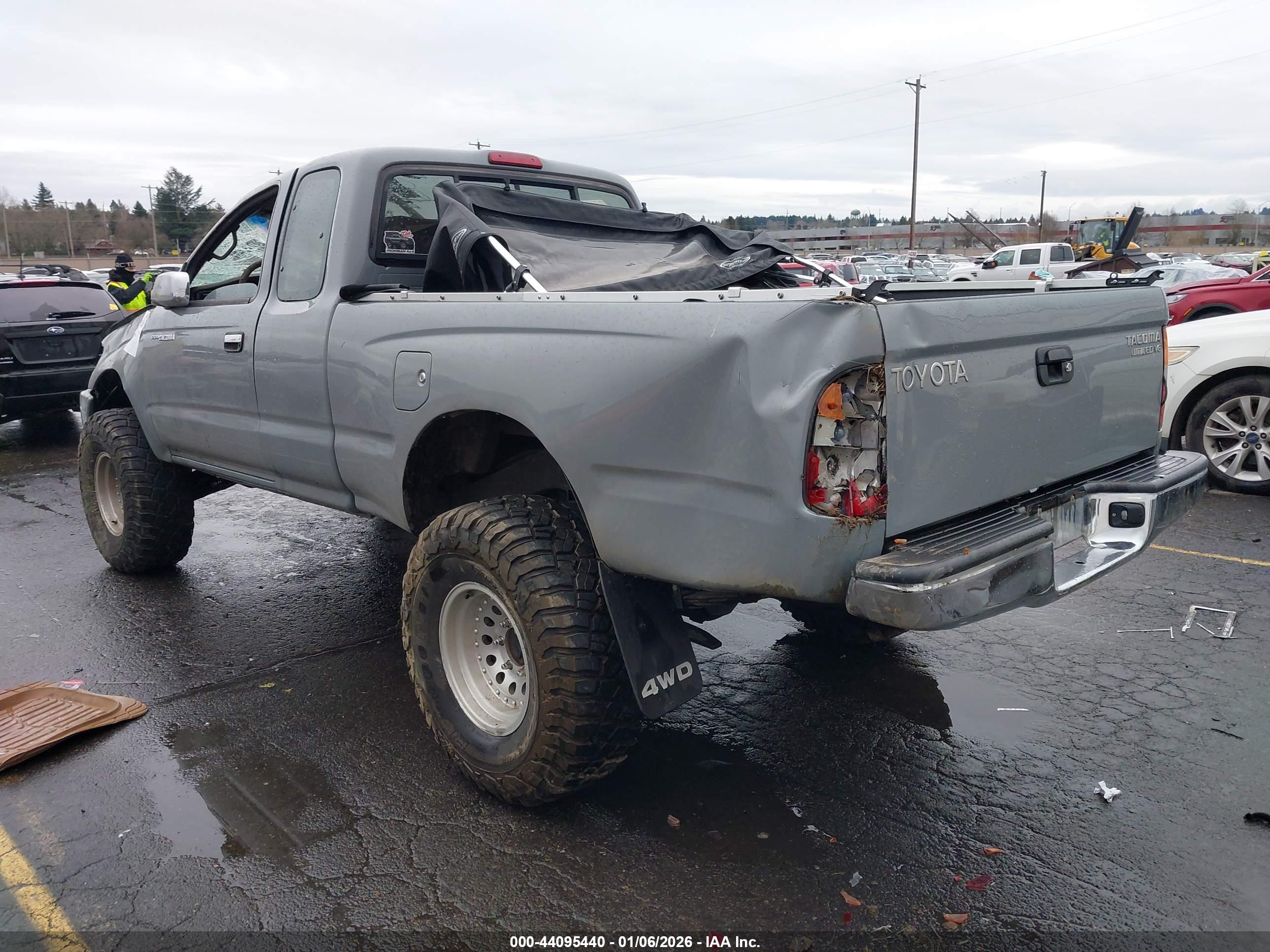 TOYOTA TACOMA image 3