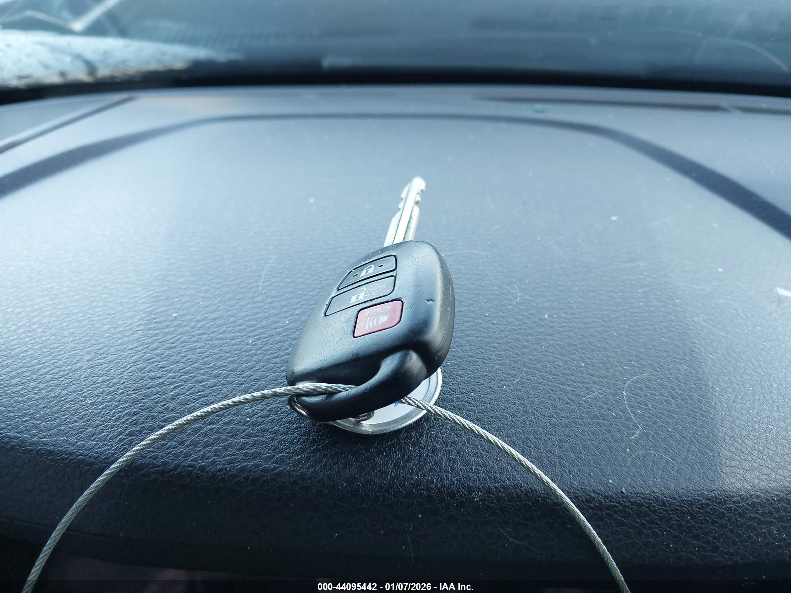 TOYOTA TACOMA image 11