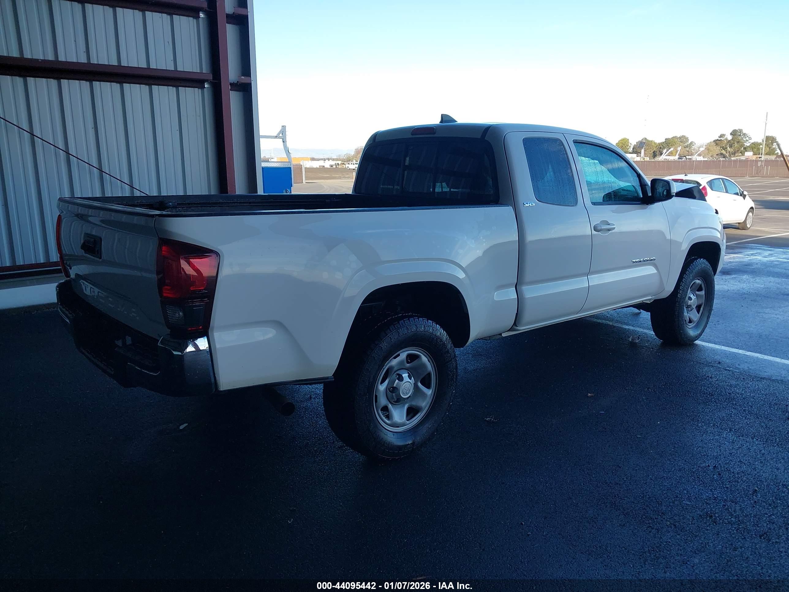 TOYOTA TACOMA image 4