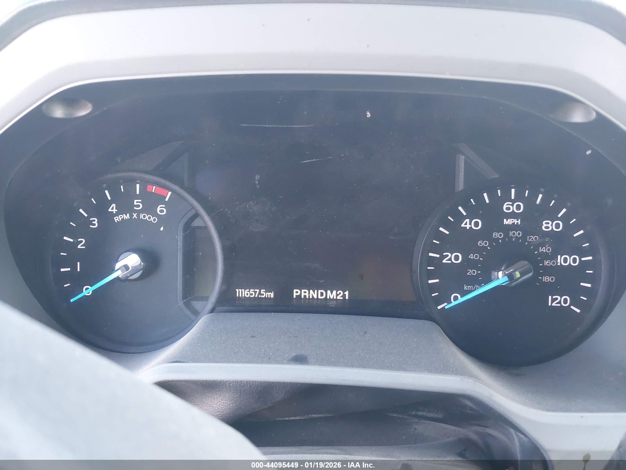 FORD F-650 image 6