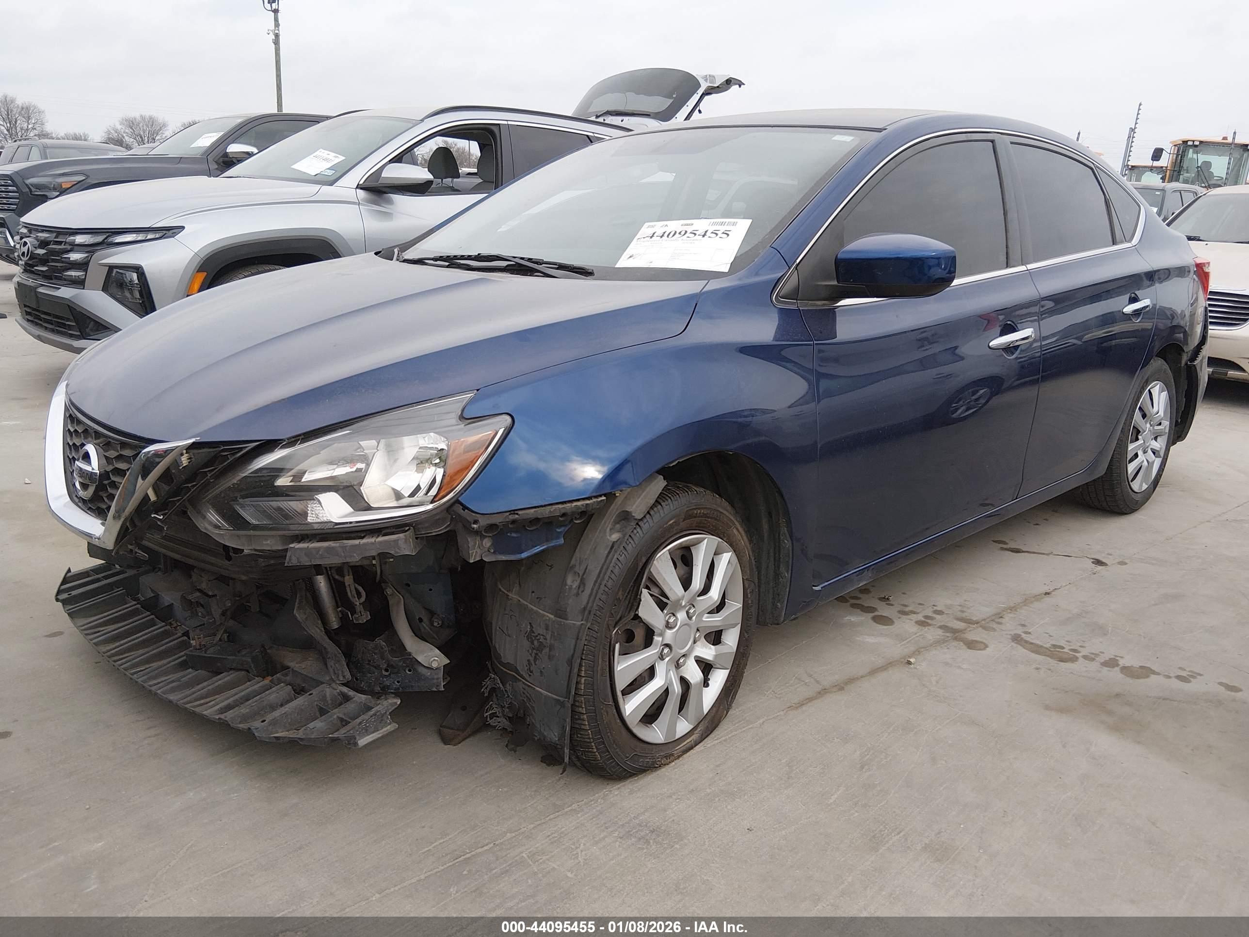NISSAN SENTRA image 2
