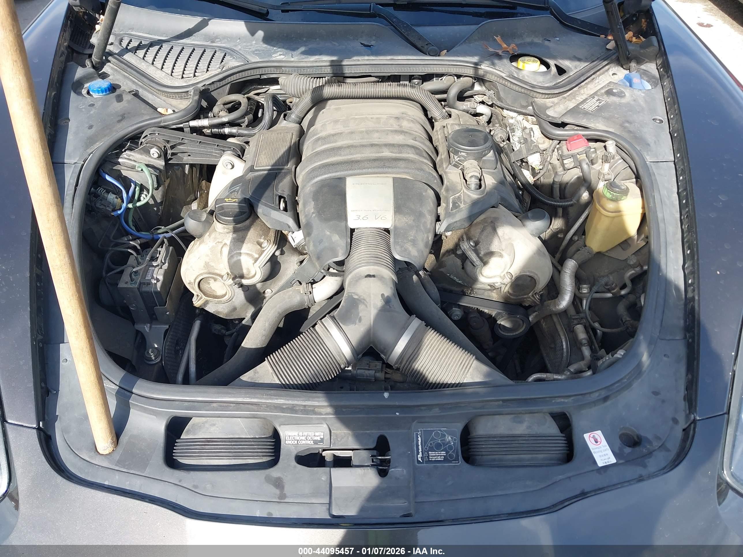 PORSCHE PANAMERA image 10