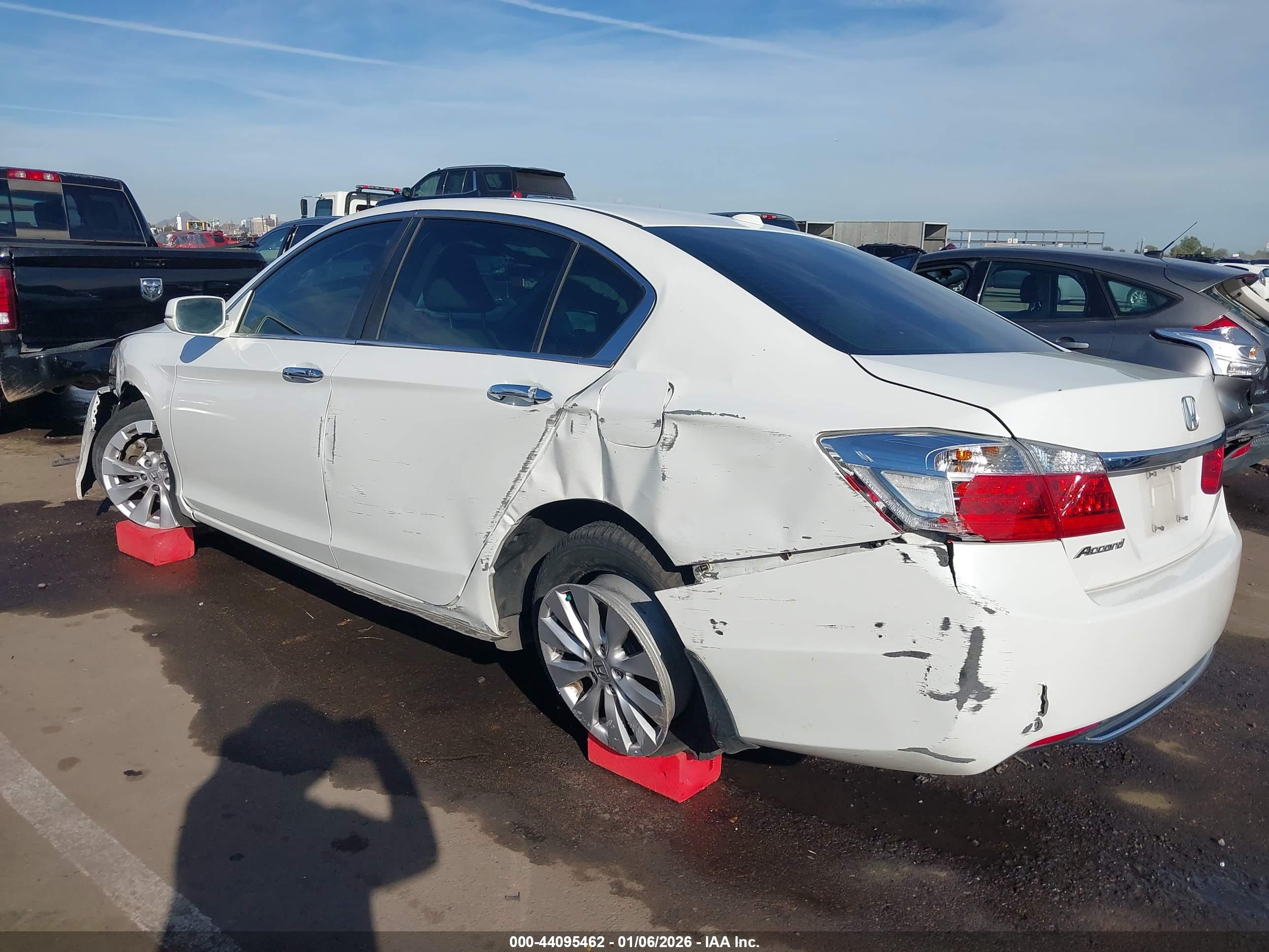 HONDA ACCORD image 3