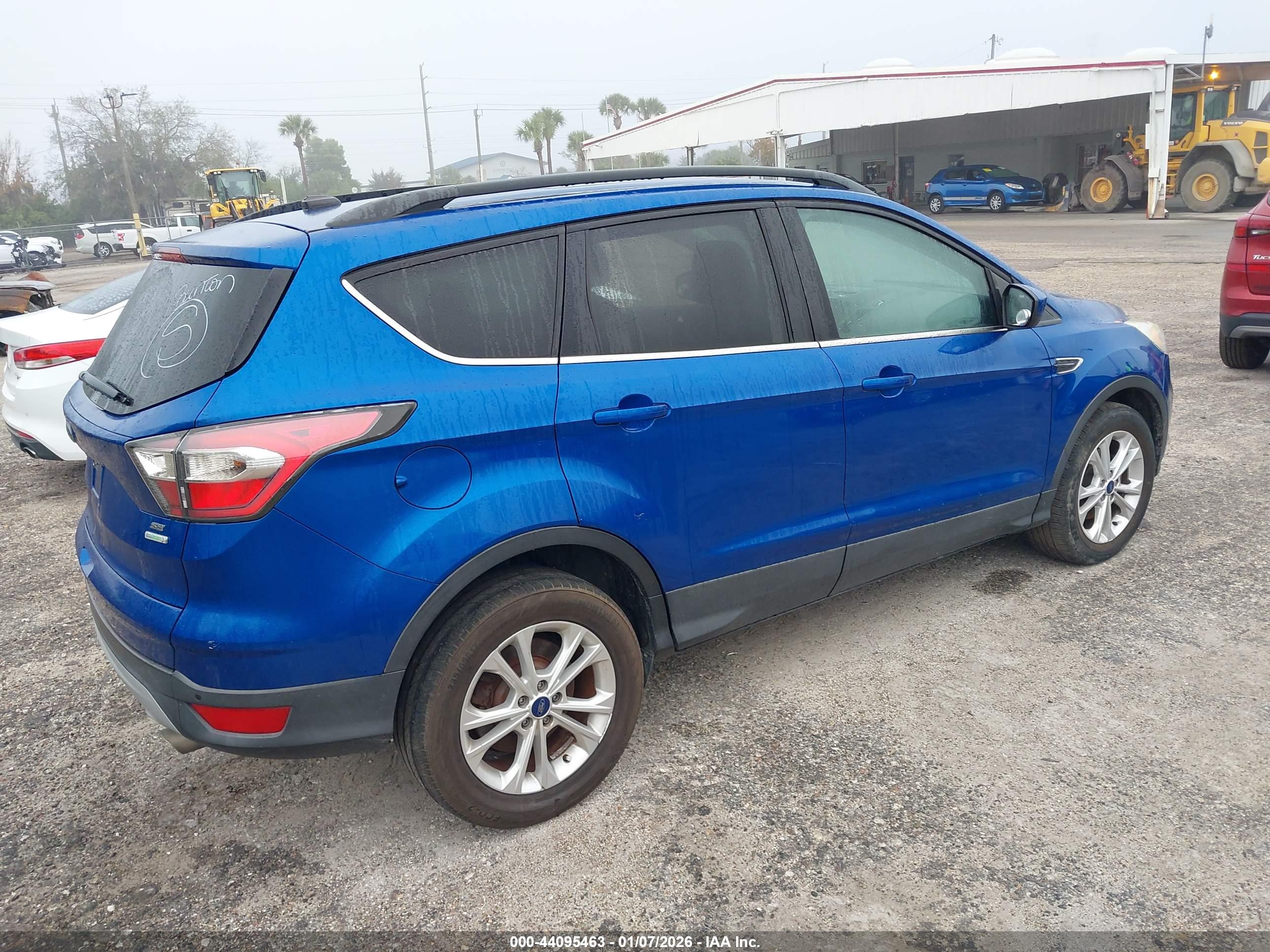 FORD ESCAPE image 4