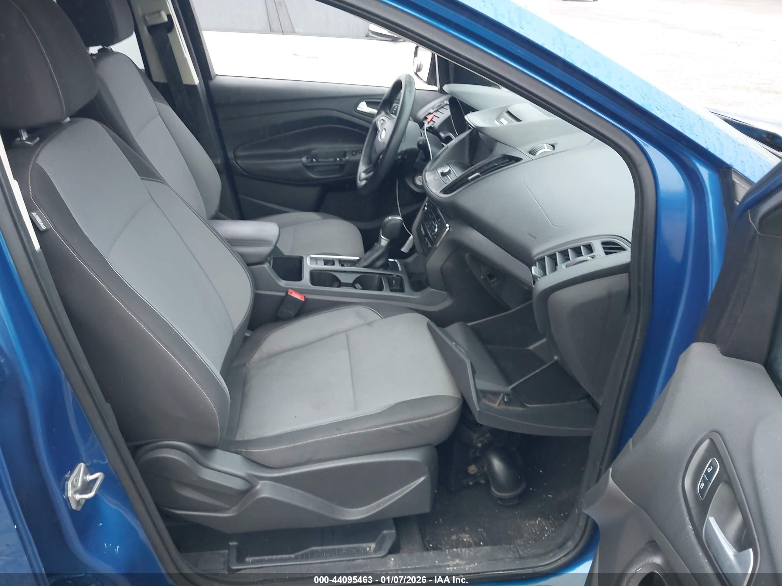 FORD ESCAPE image 5