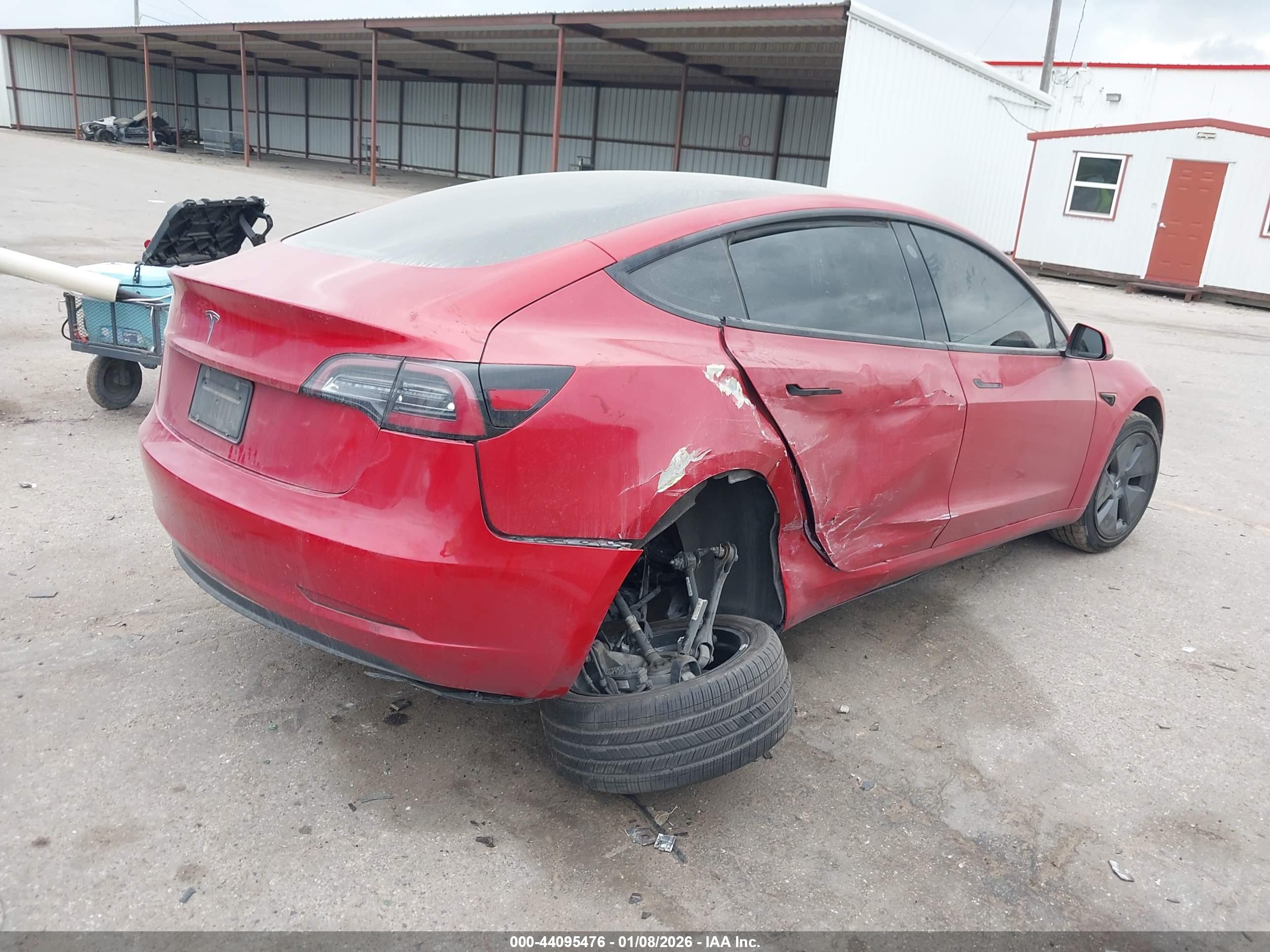 TESLA MODEL image 4