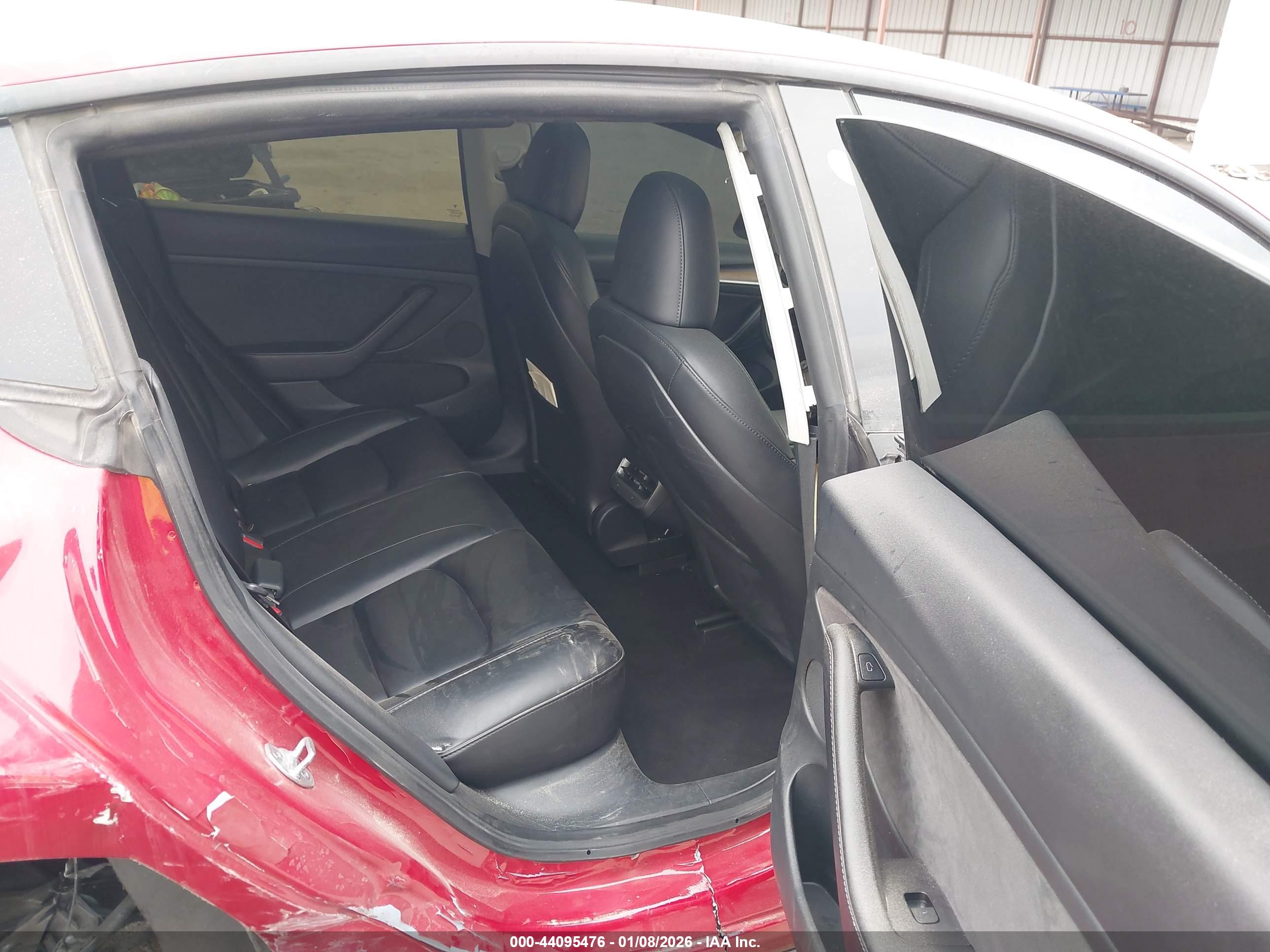 TESLA MODEL image 8