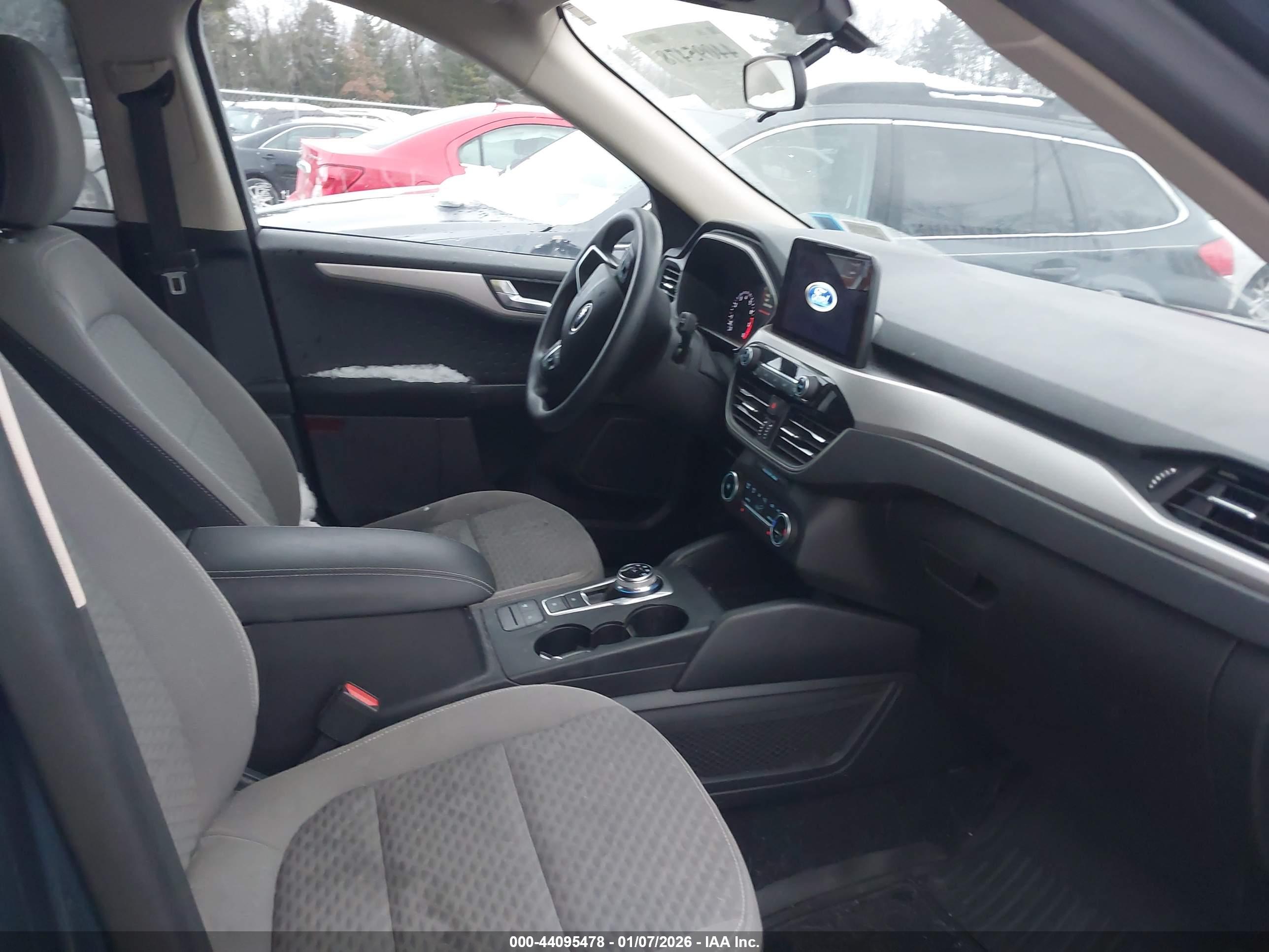 FORD ESCAPE image 5