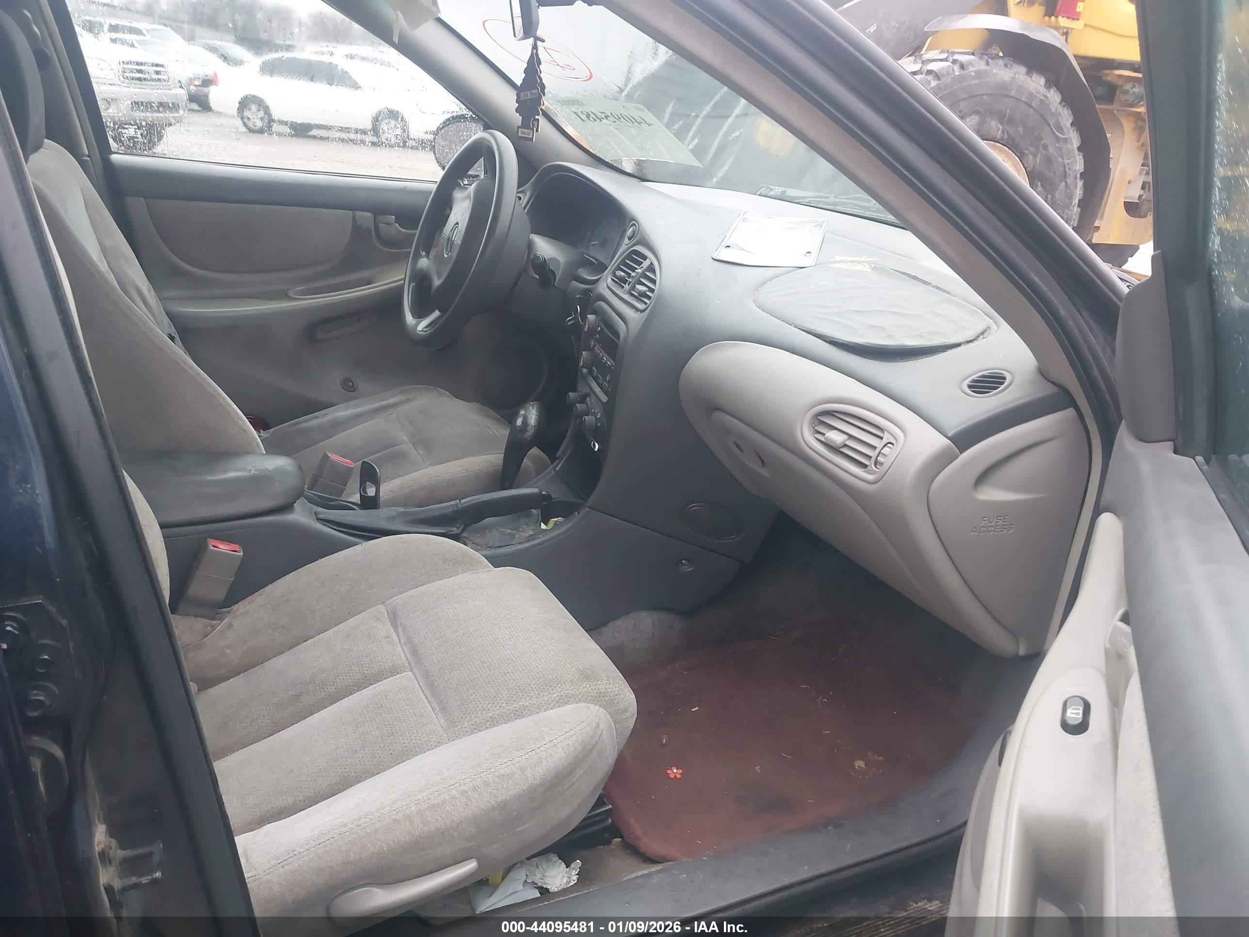 OLDSMOBILE ALERO image 5