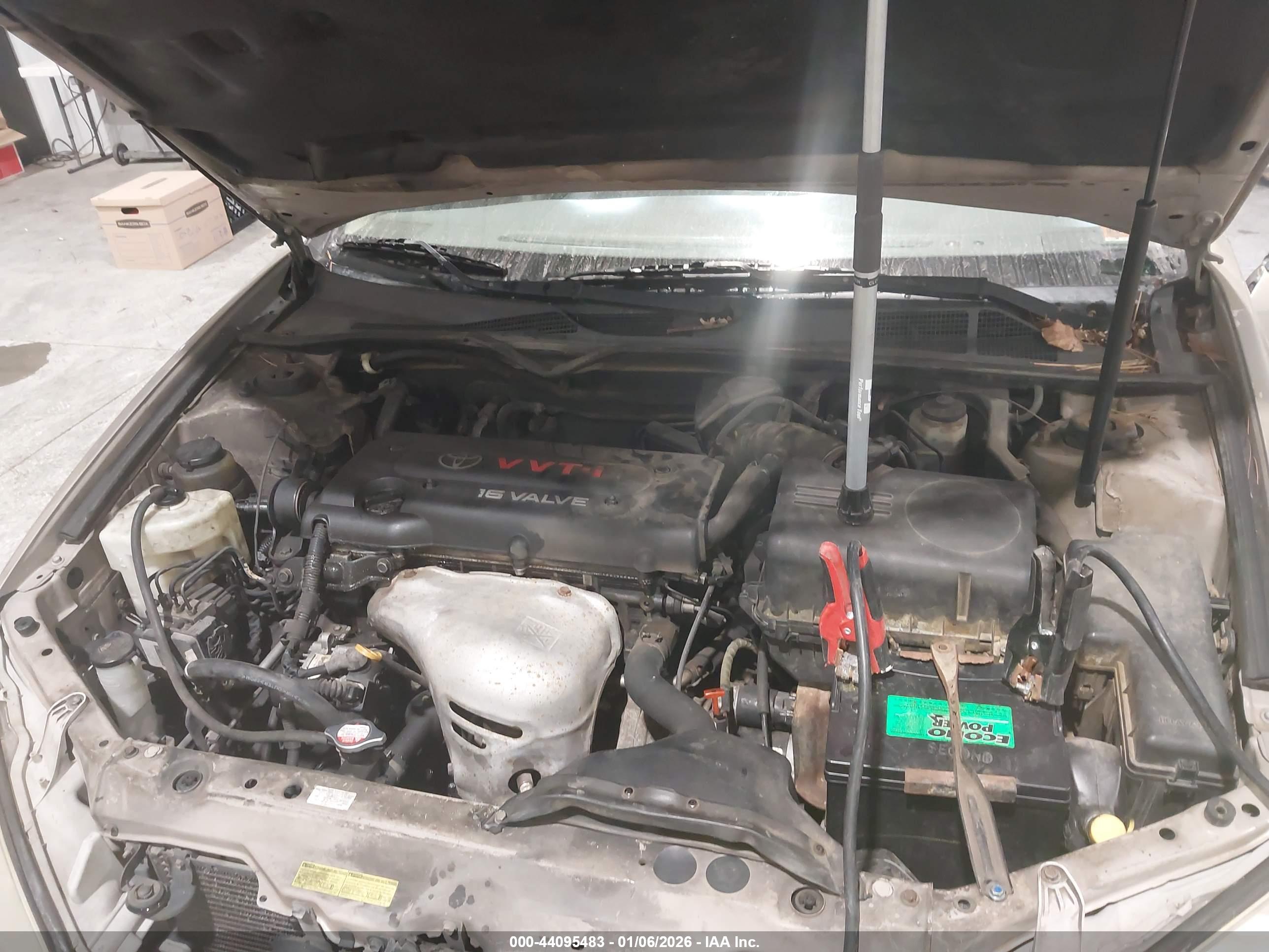 TOYOTA CAMRY image 10