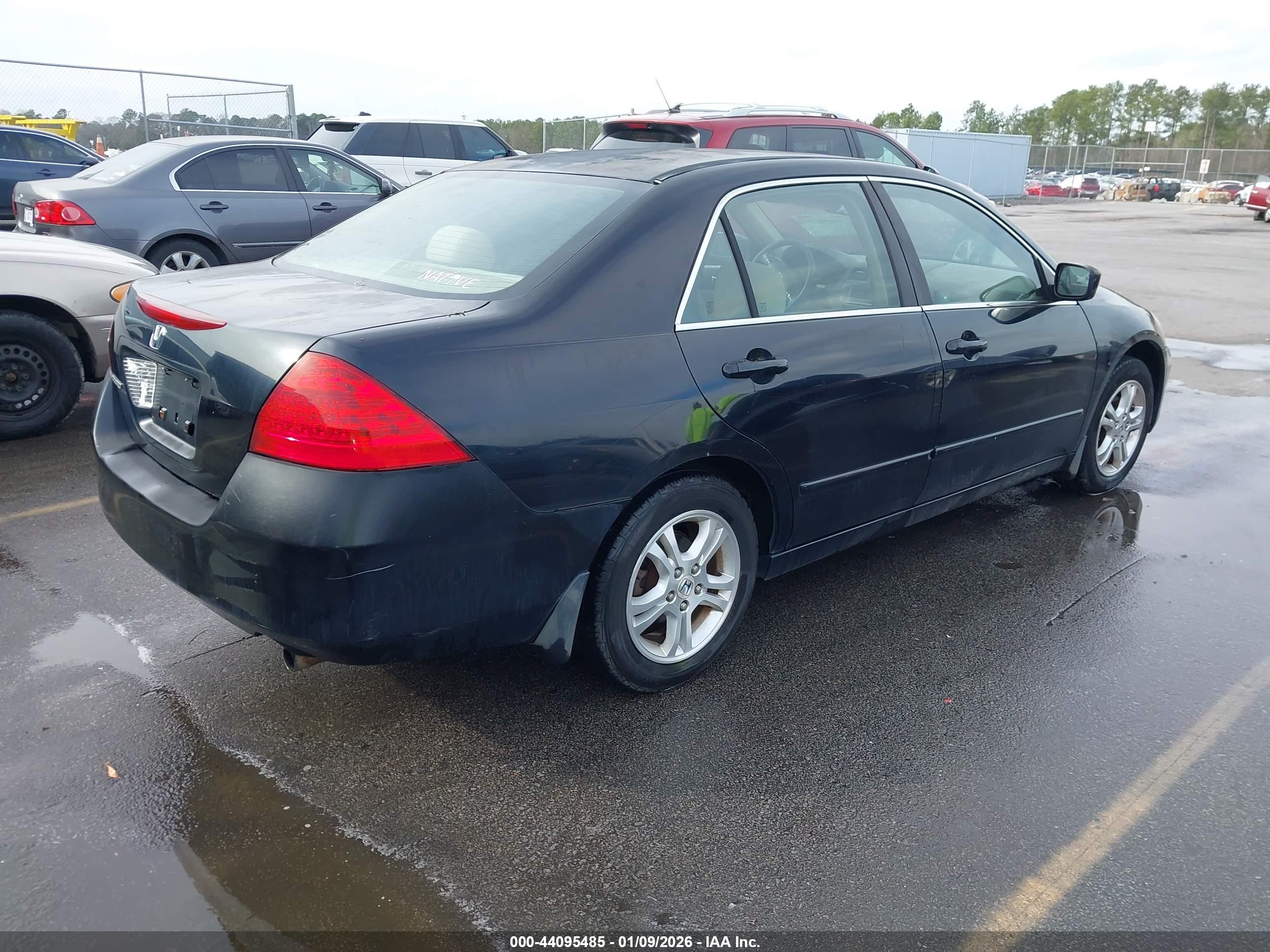HONDA ACCORD image 4
