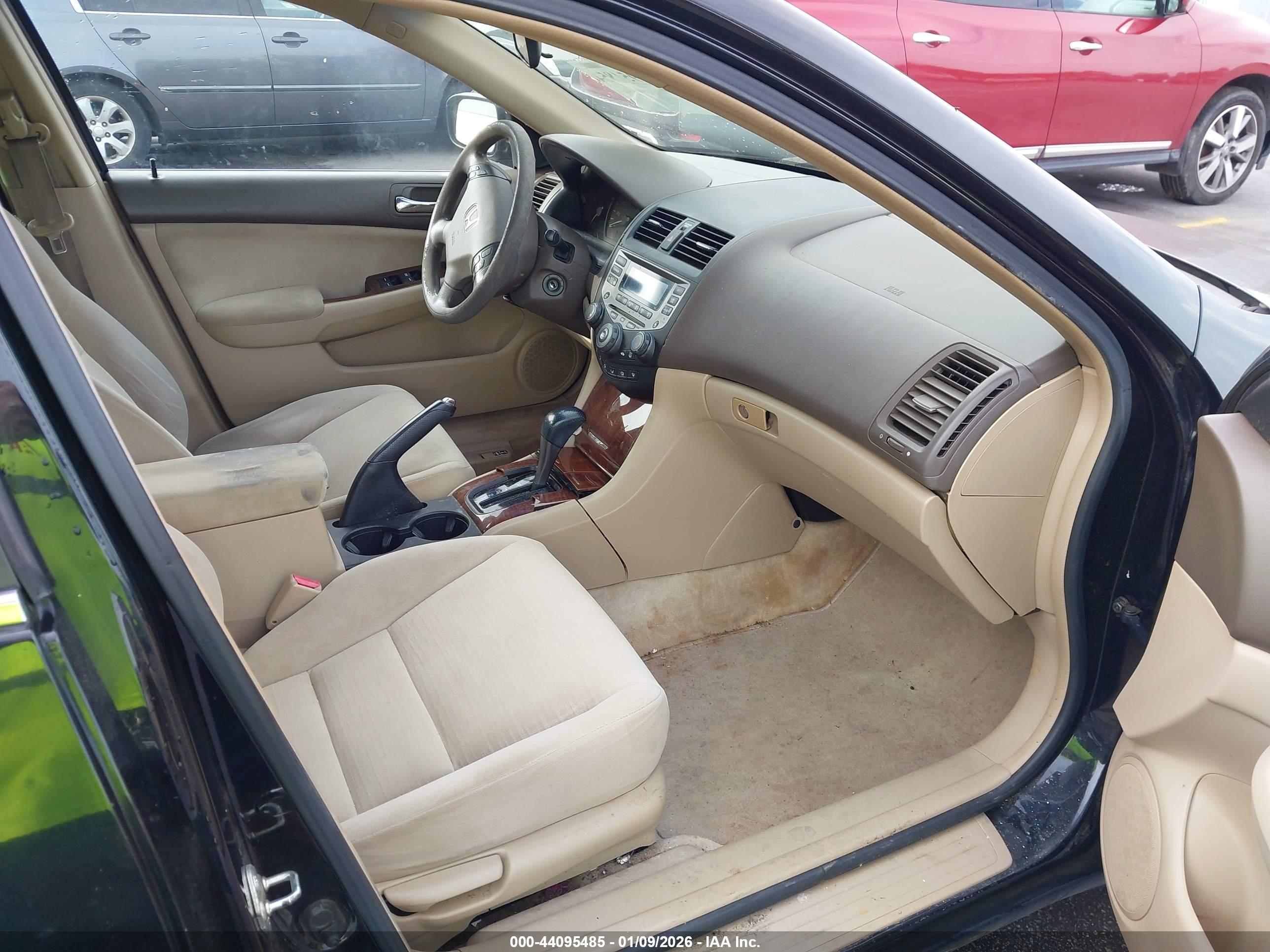 HONDA ACCORD image 5