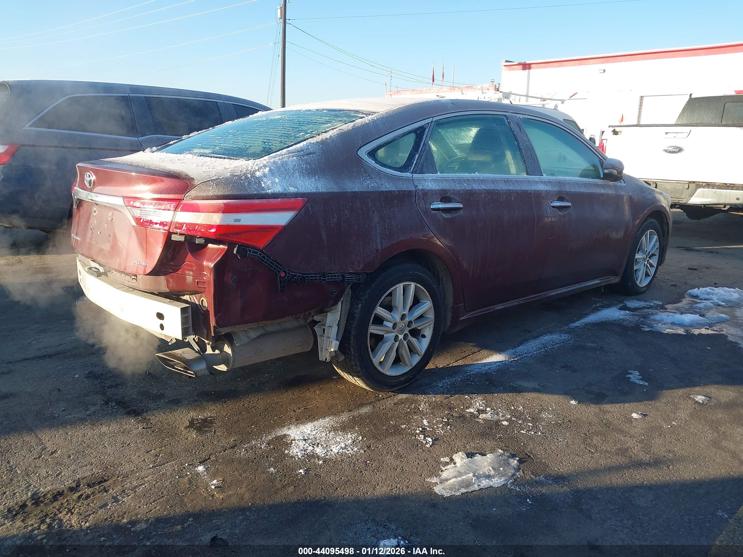 TOYOTA AVALON image 4