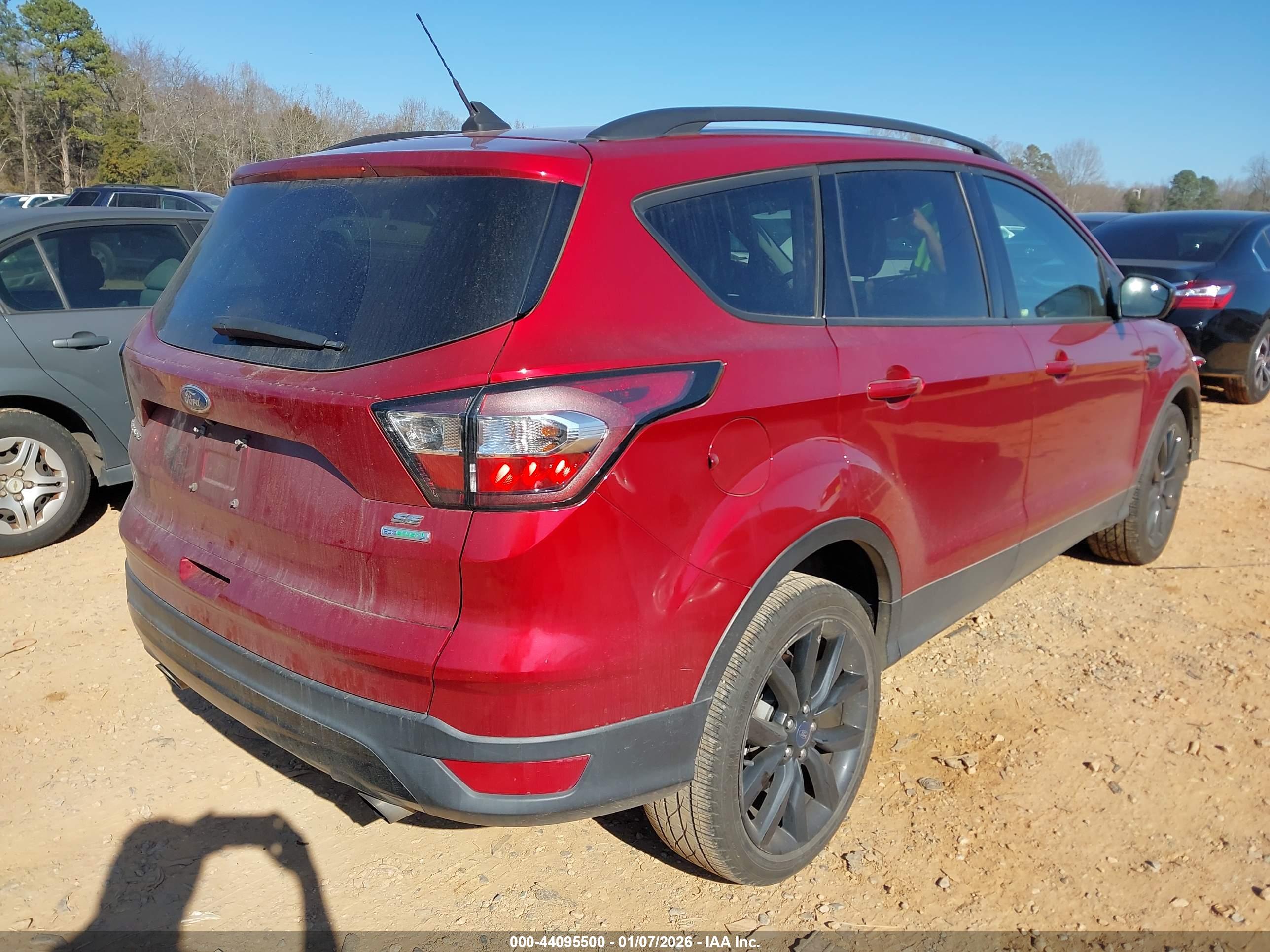 FORD ESCAPE image 4