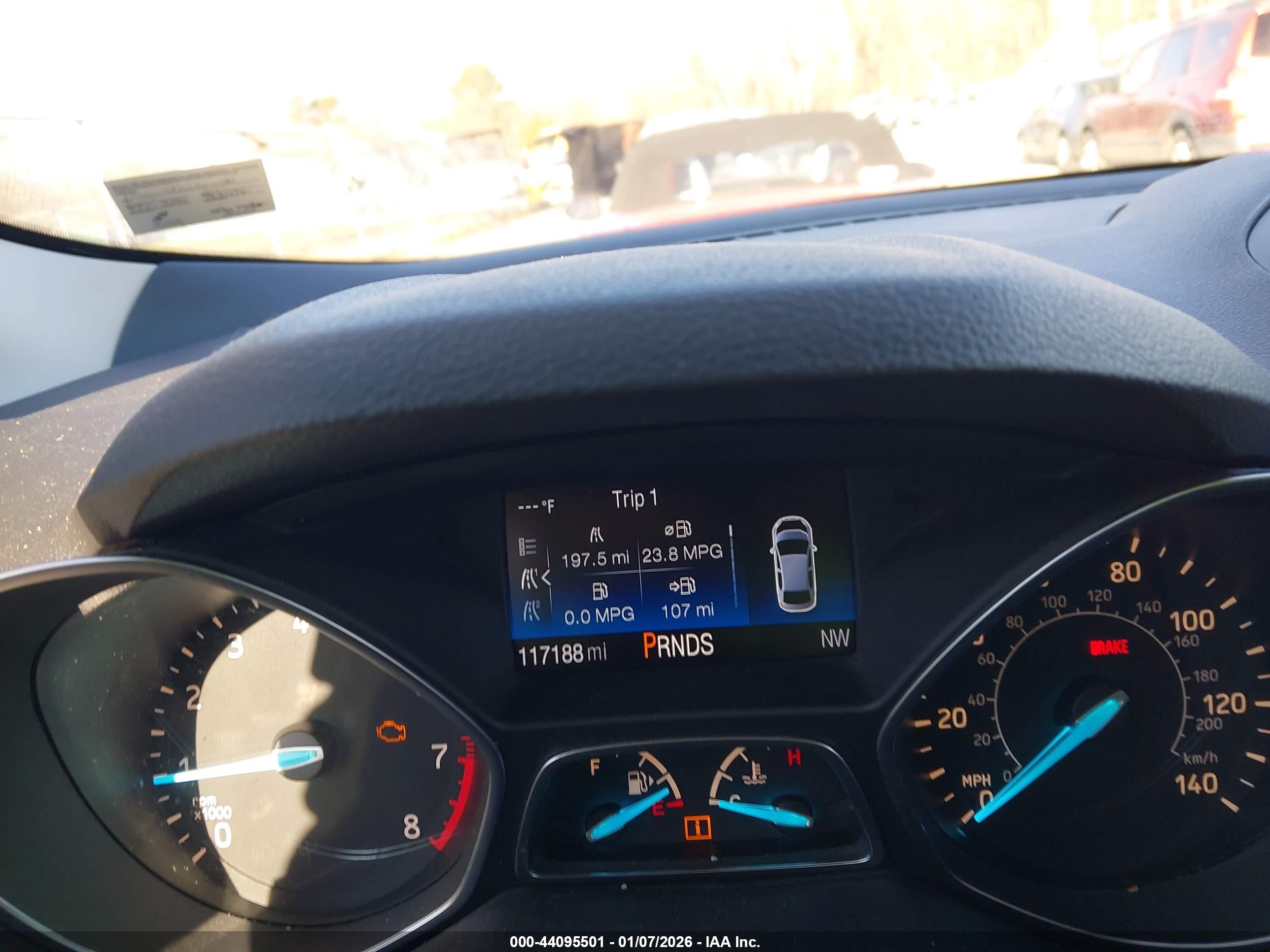 FORD ESCAPE image 7