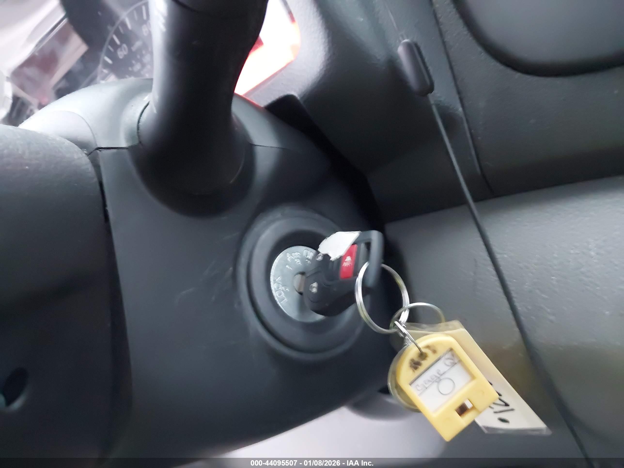 NISSAN NV200 image 11