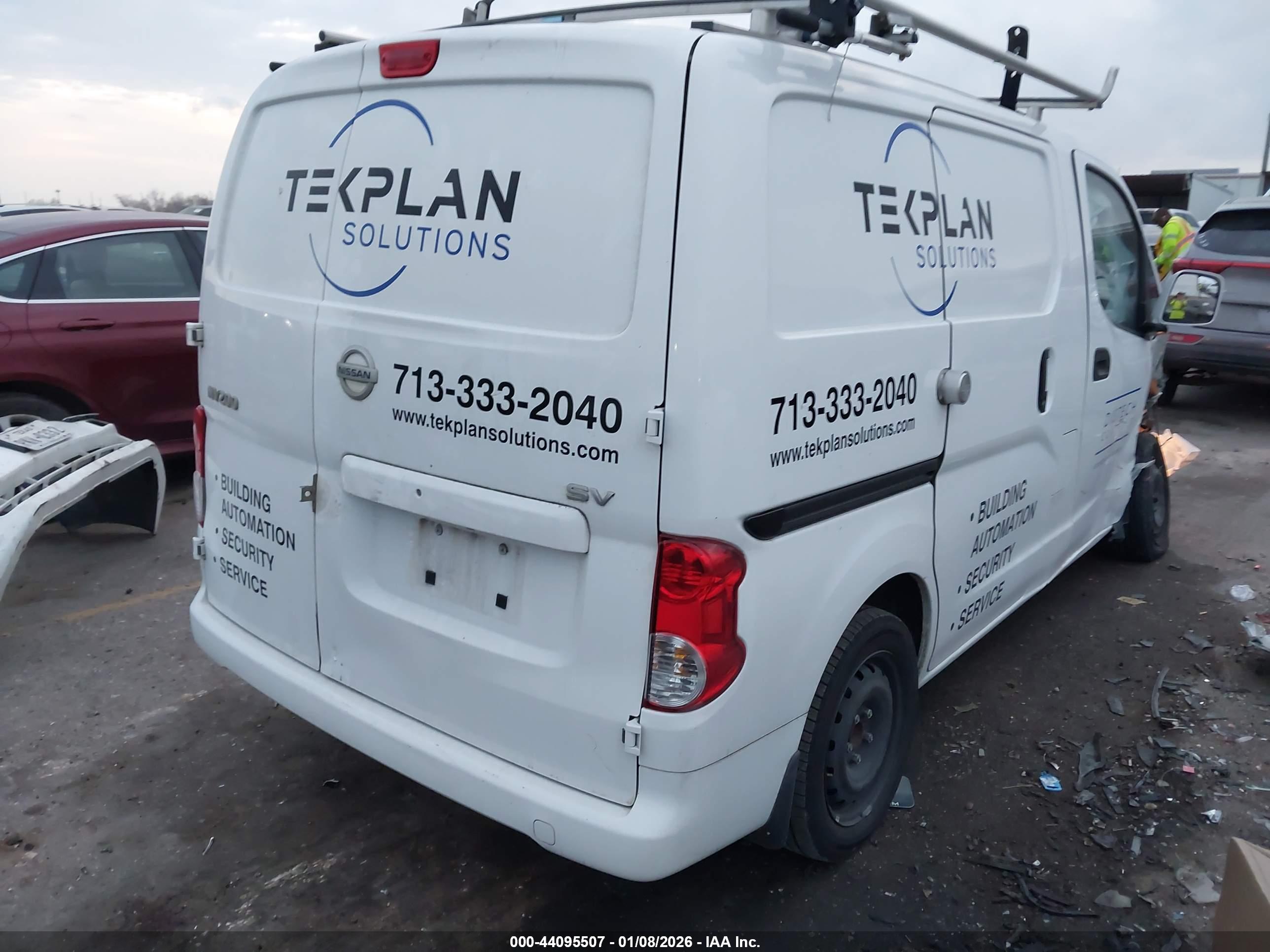 NISSAN NV200 image 4