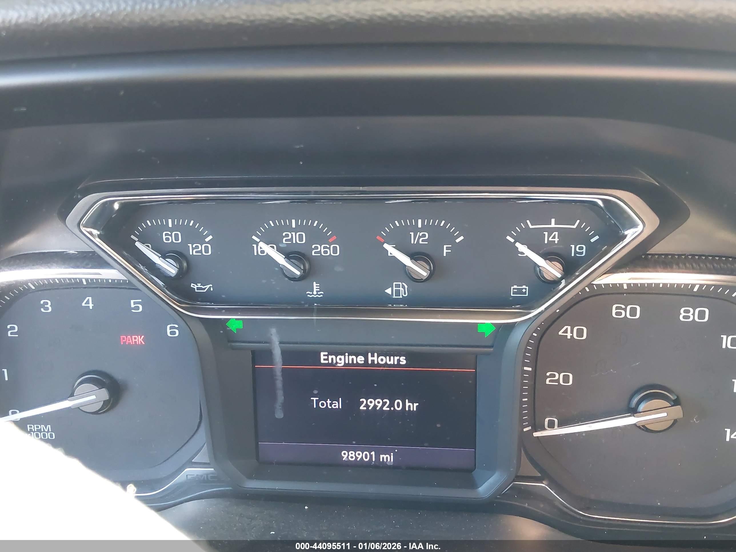 GMC SIERRA image 7
