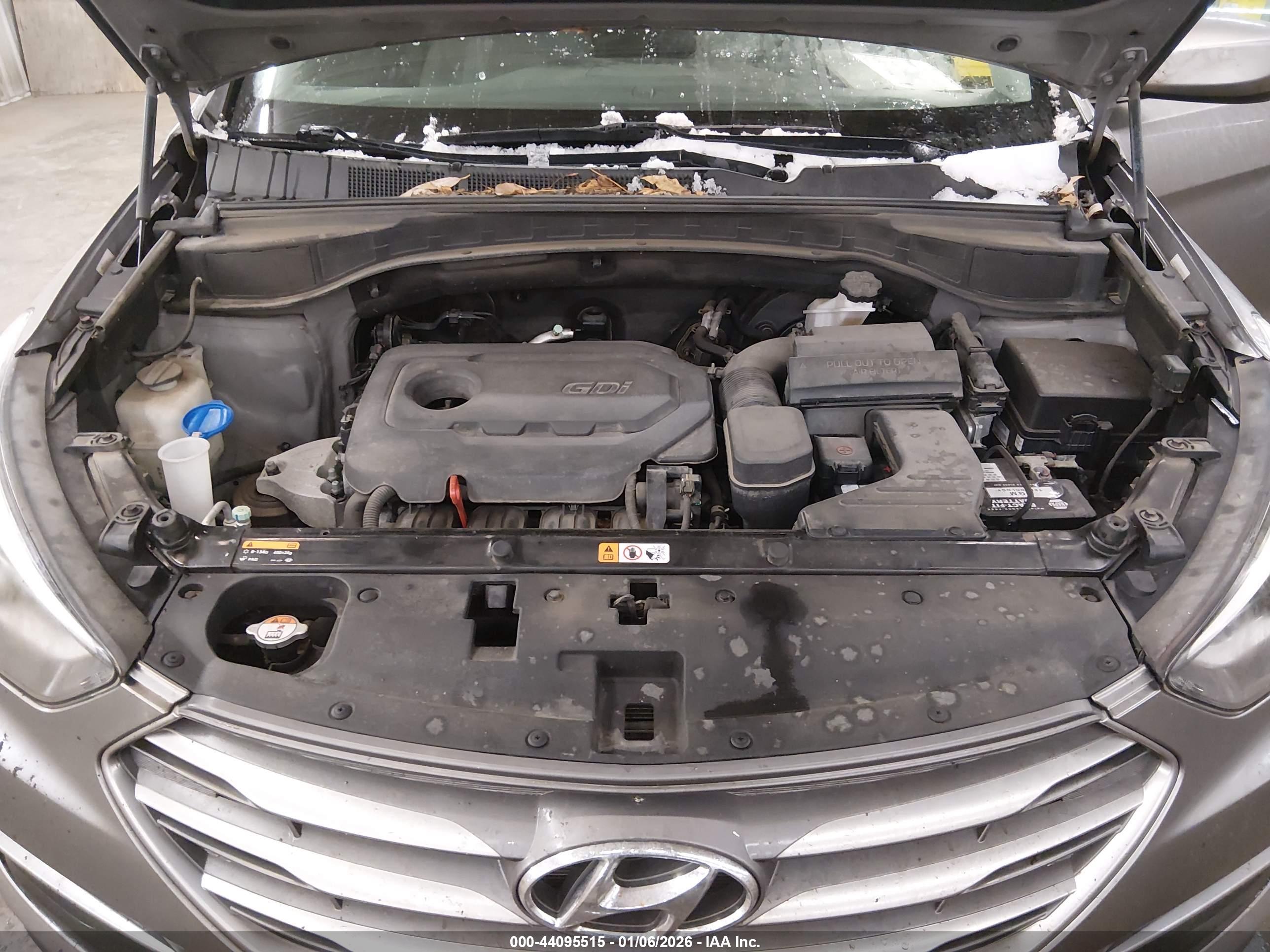 HYUNDAI SANTA image 10