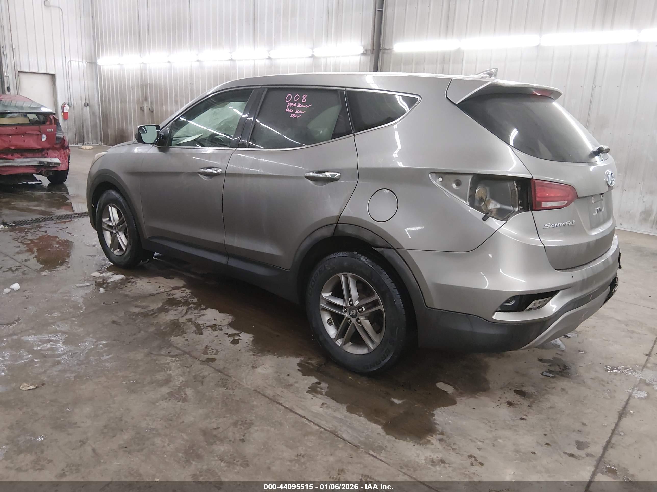 HYUNDAI SANTA image 3