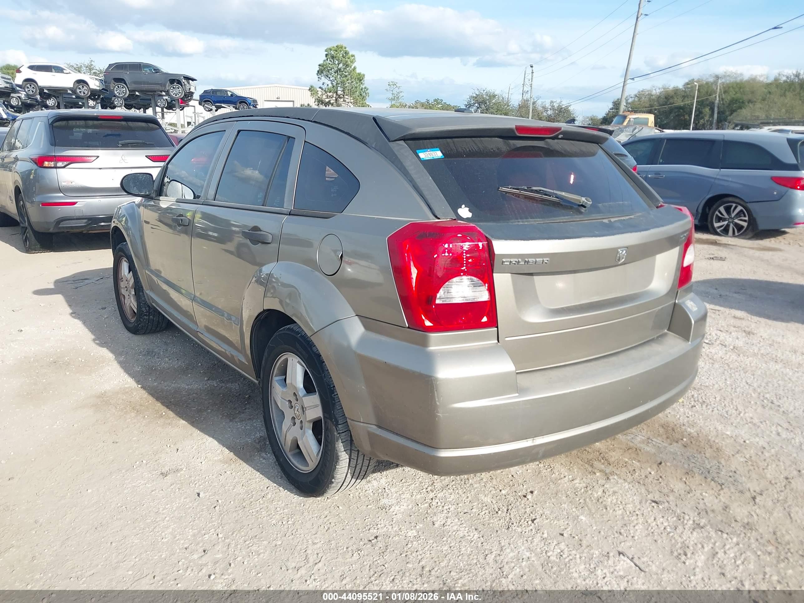 DODGE CALIBER image 3
