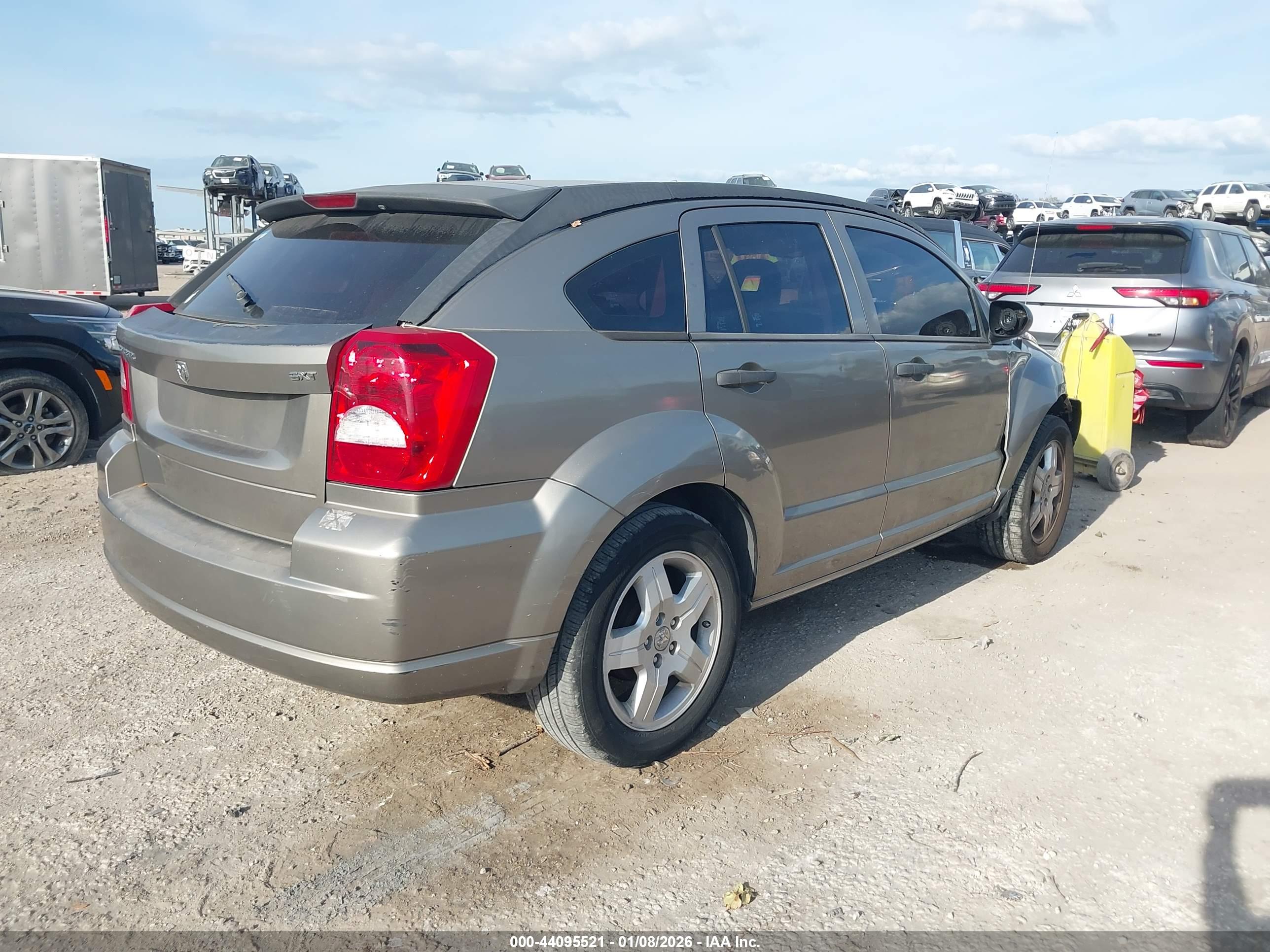 DODGE CALIBER image 4