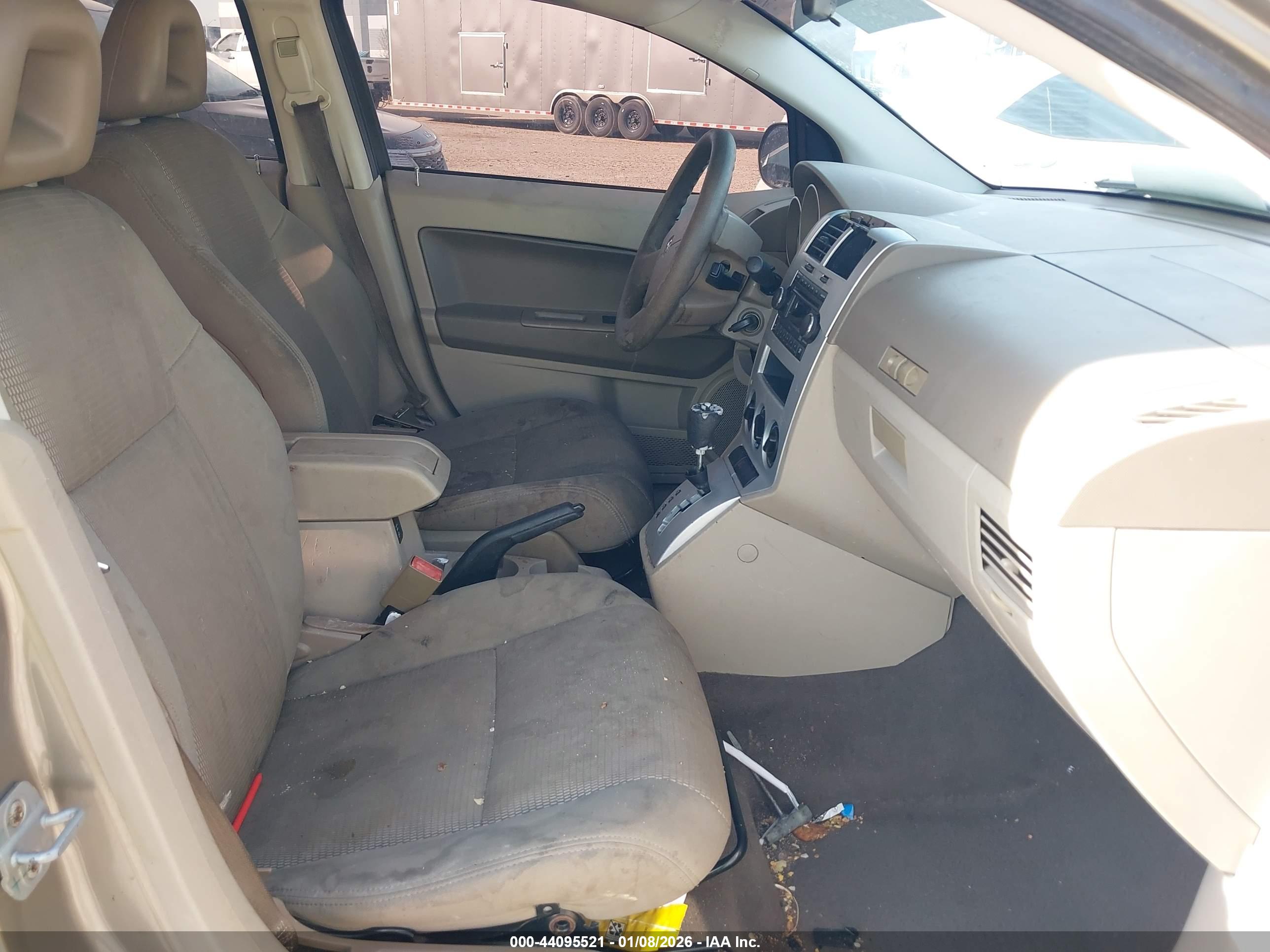 DODGE CALIBER image 5