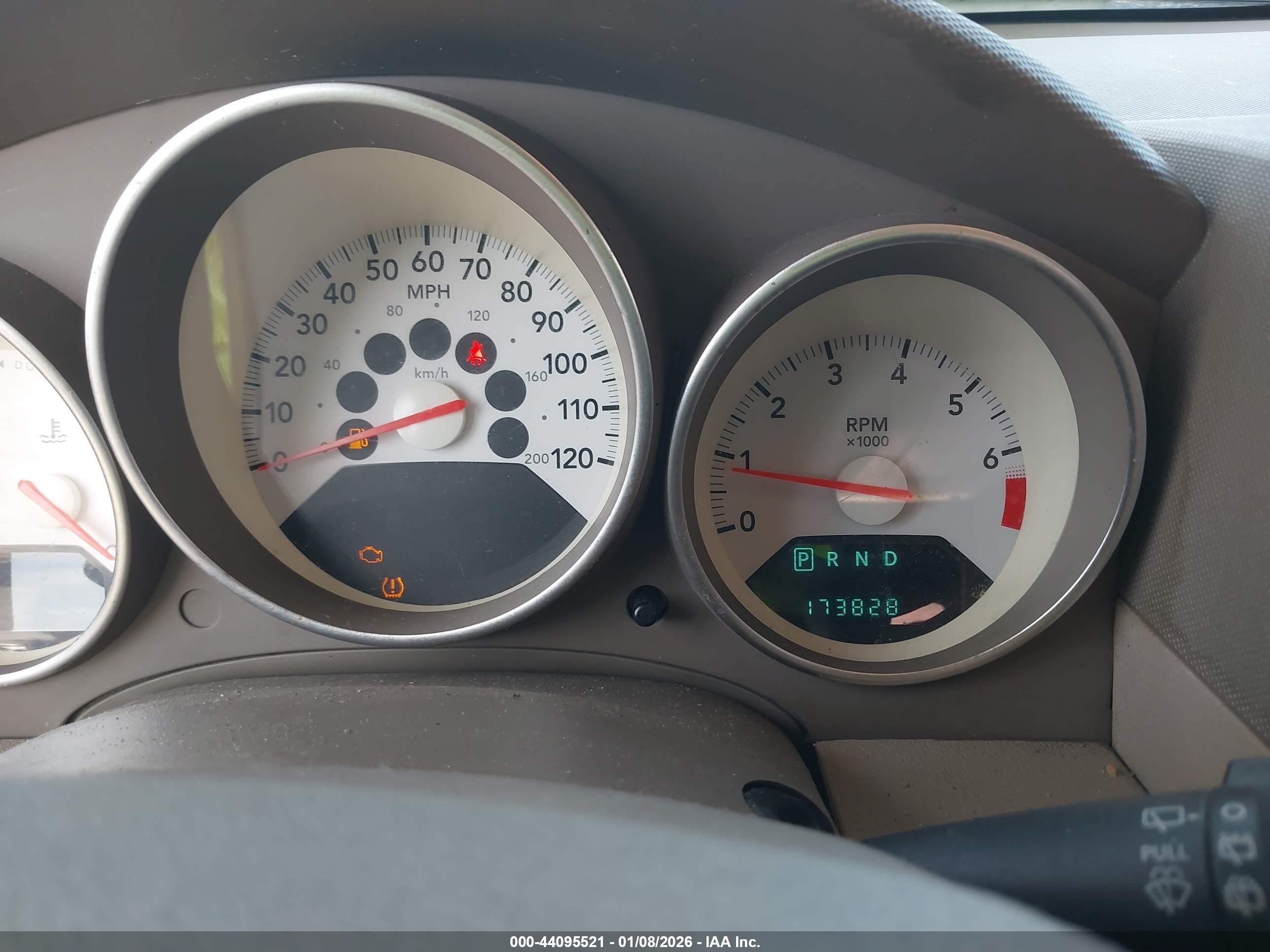 DODGE CALIBER image 7