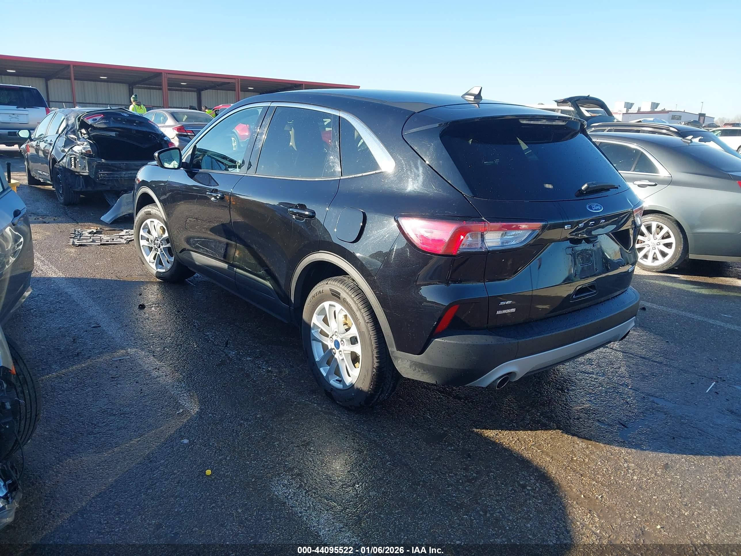 FORD ESCAPE image 3