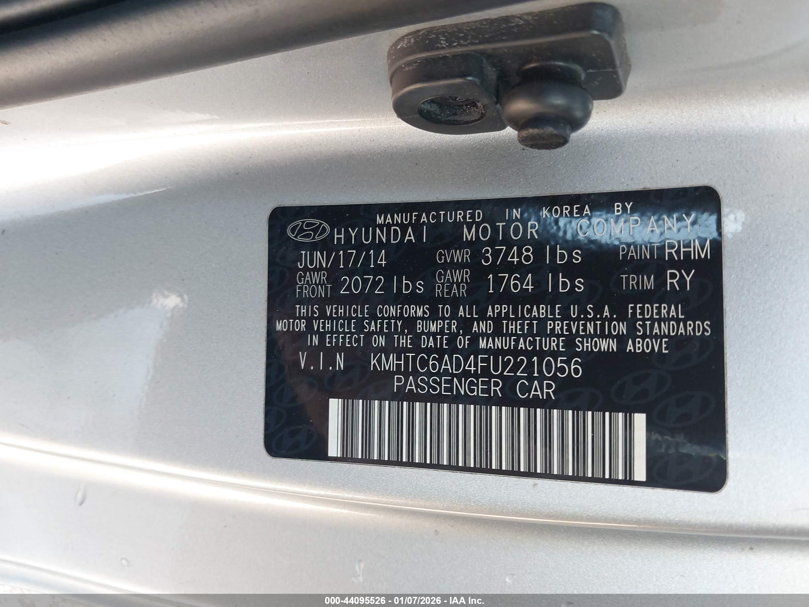HYUNDAI VELOSTER image 9