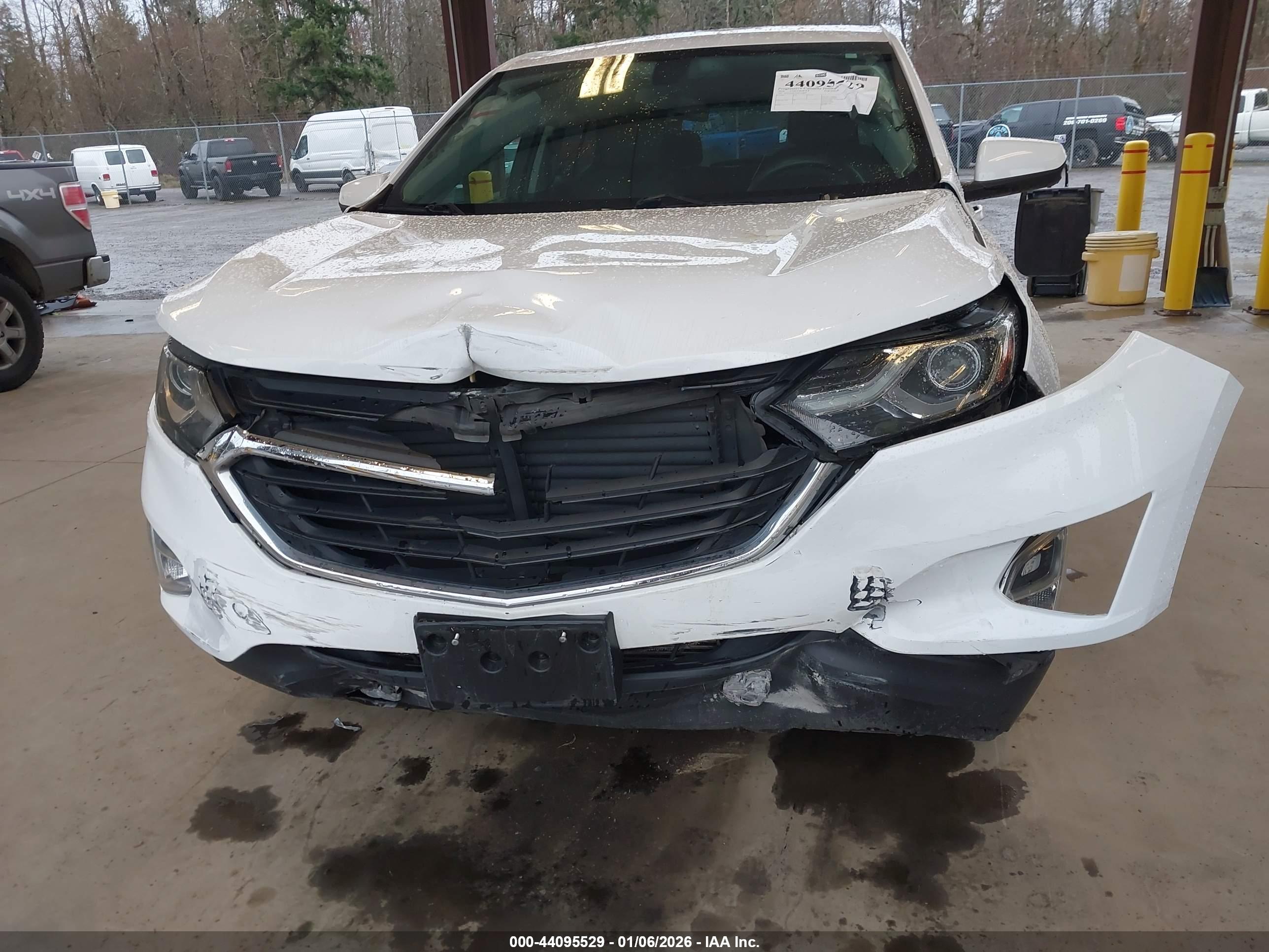 CHEVROLET EQUINOX image 6
