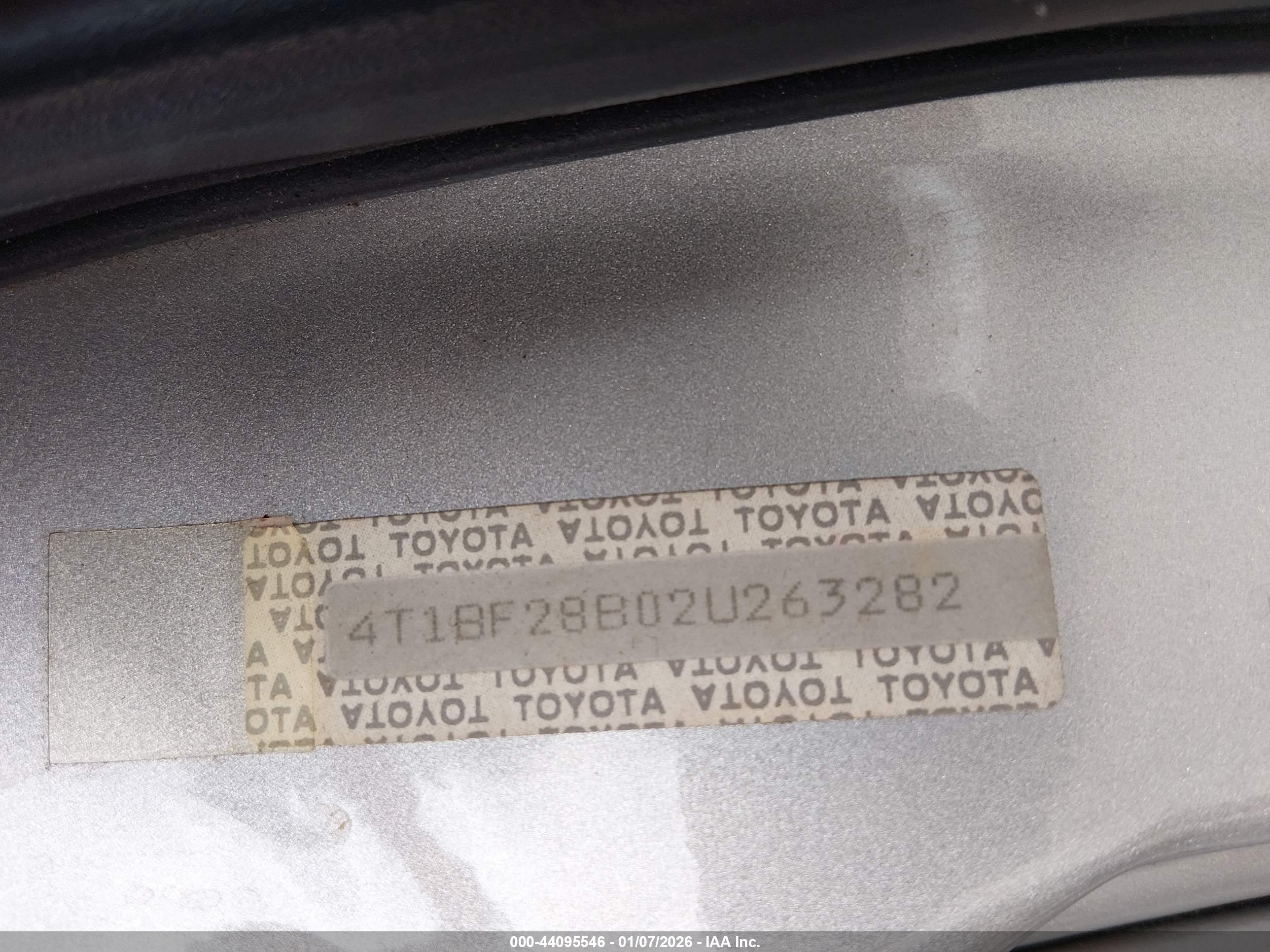 TOYOTA AVALON image 9