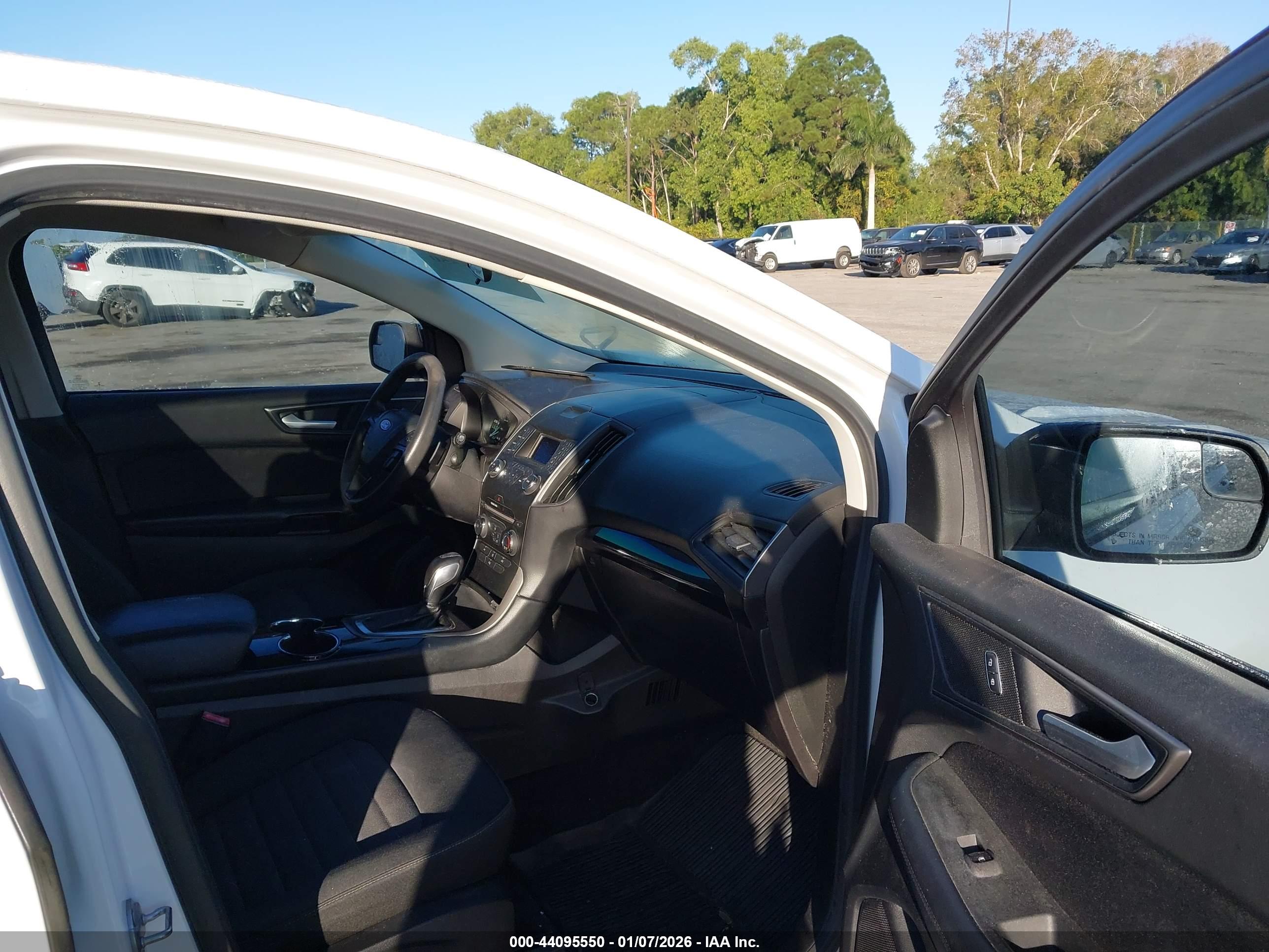 FORD EDGE image 5