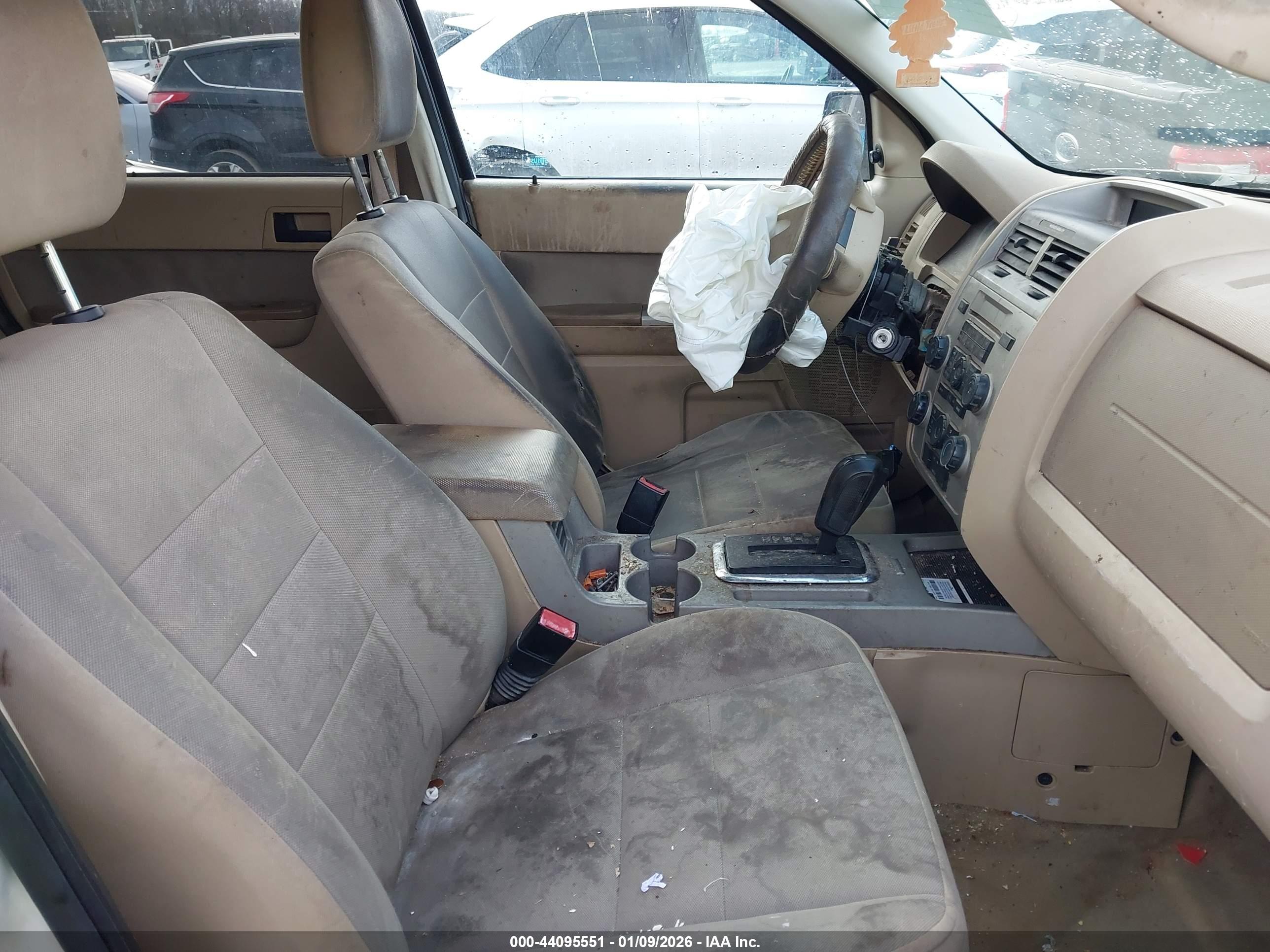 FORD ESCAPE image 5