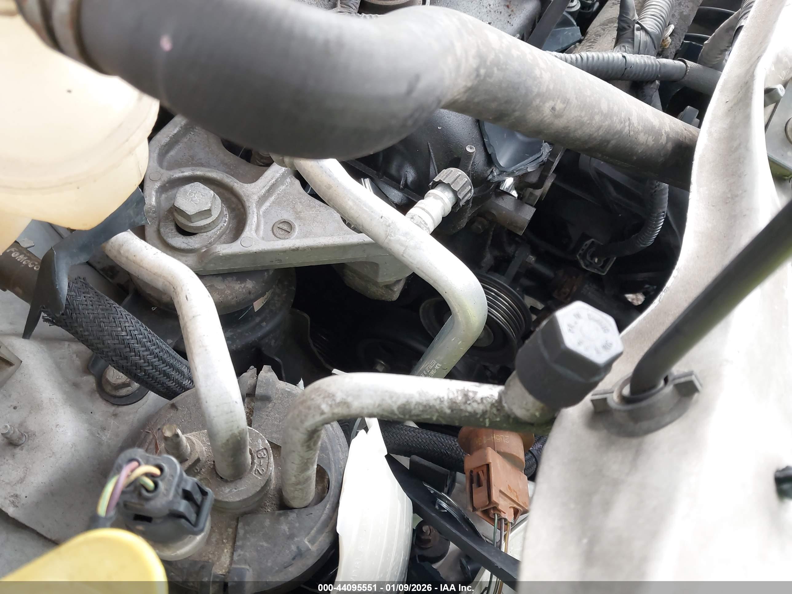 FORD ESCAPE image 6