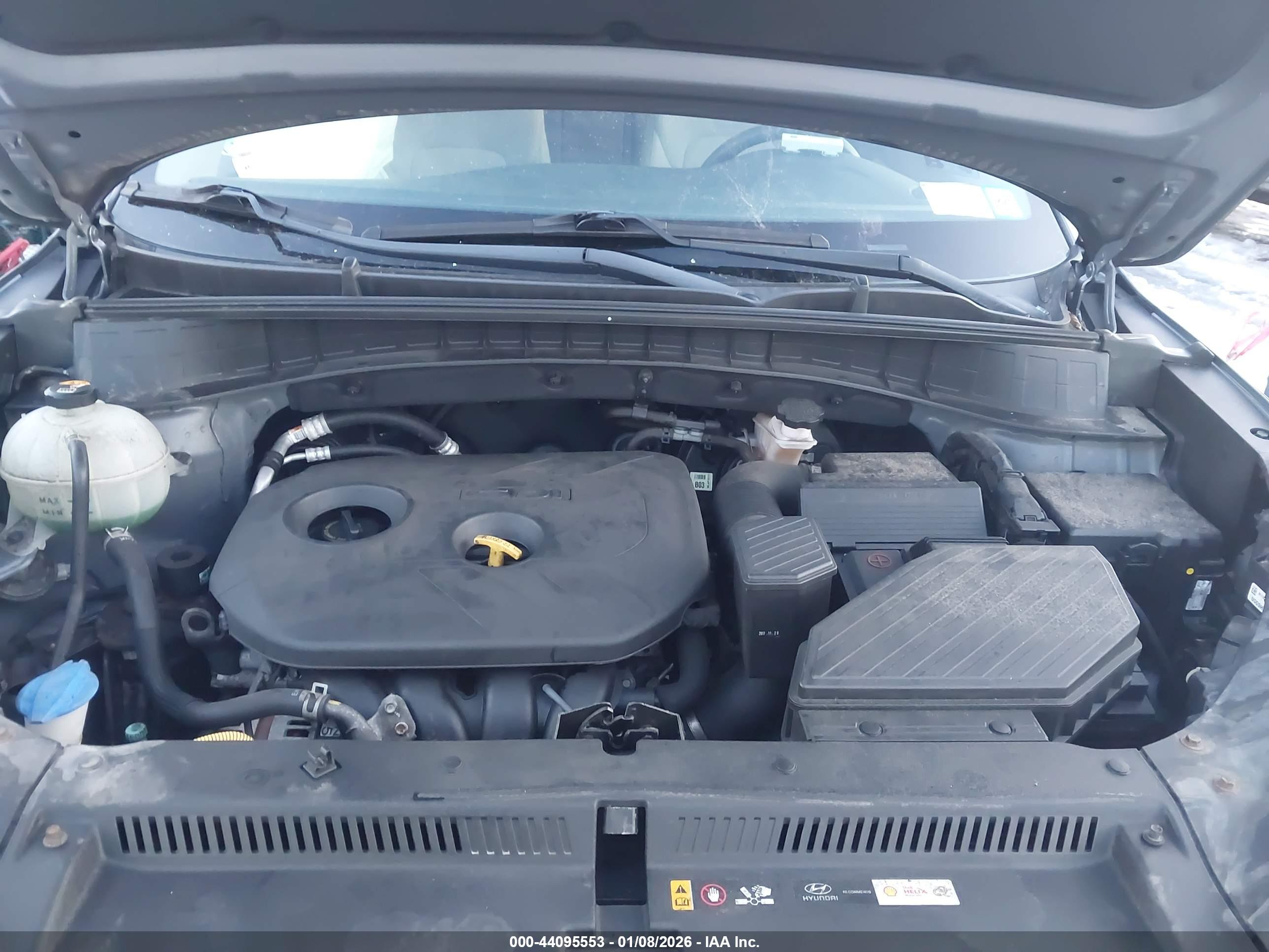 HYUNDAI TUCSON image 10