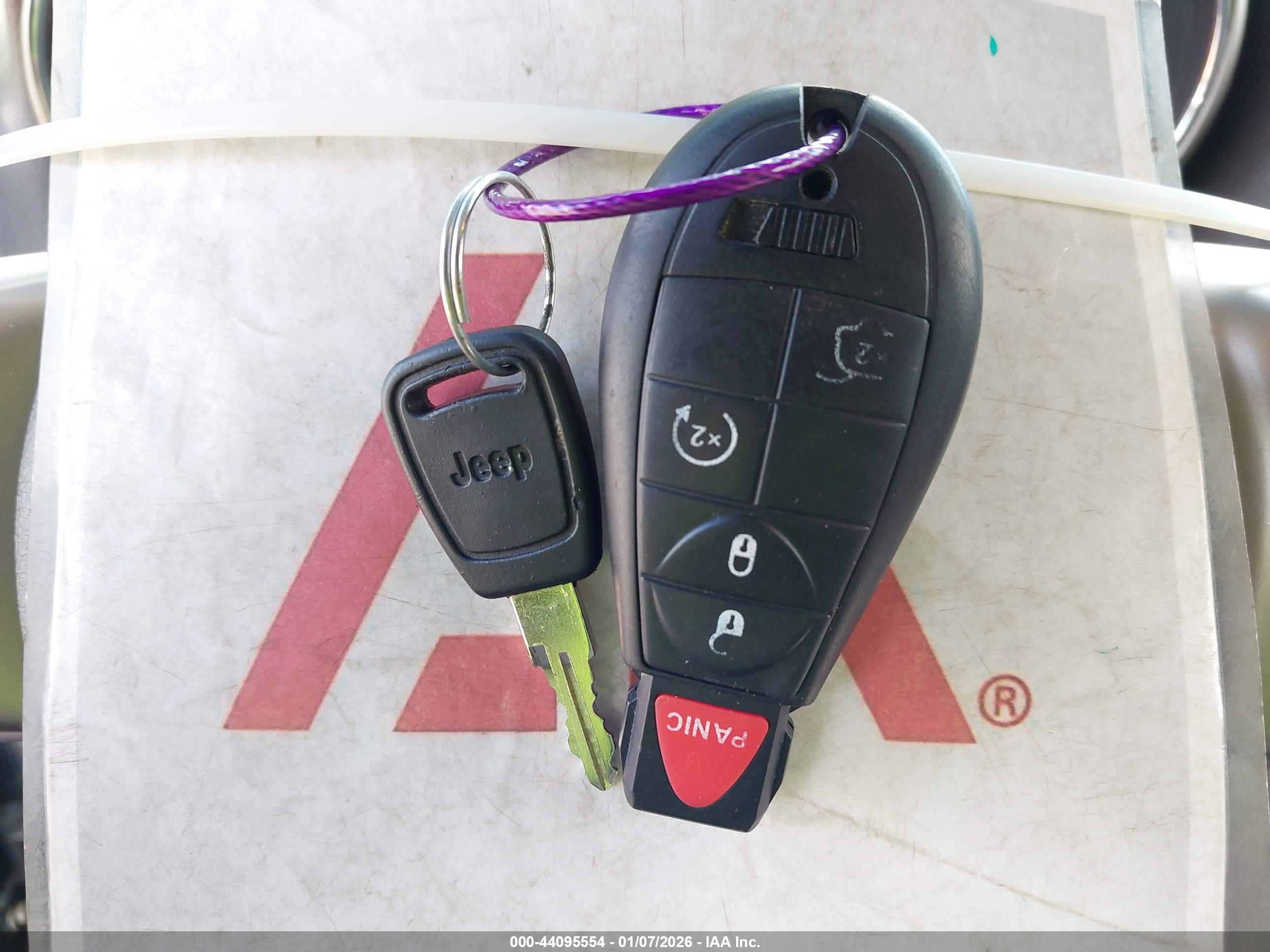 JEEP GRAND image 11