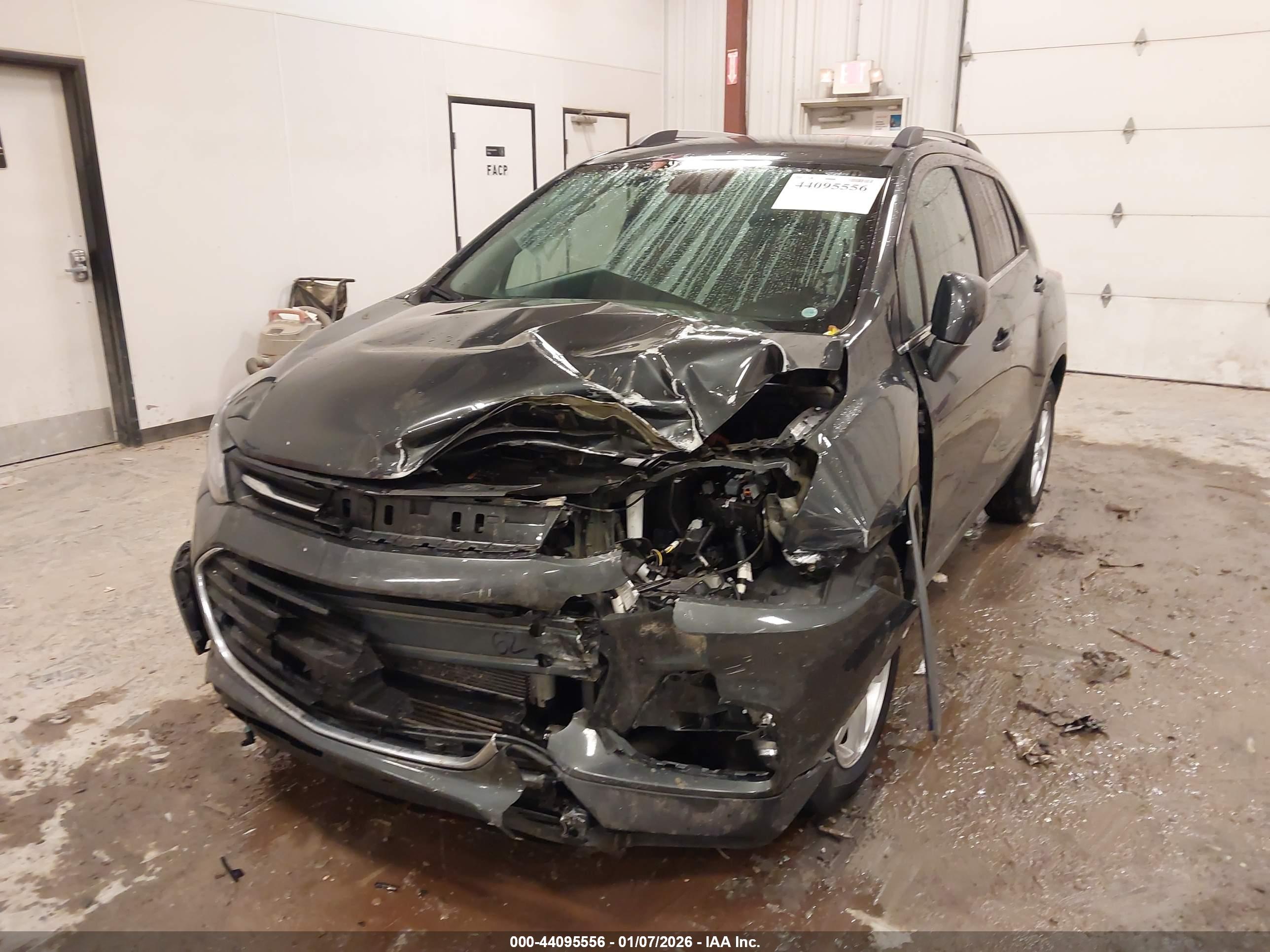 CHEVROLET TRAX image 6