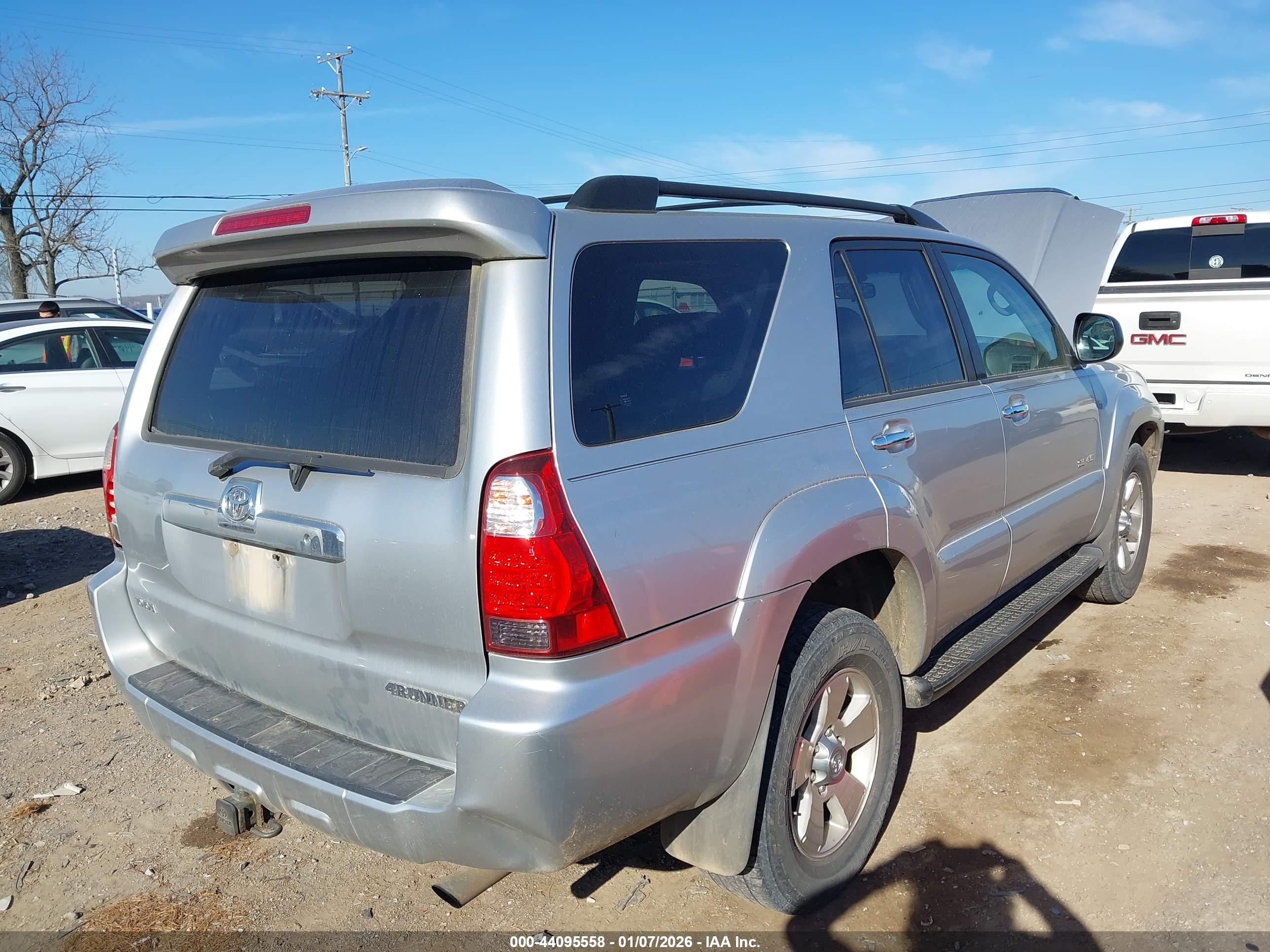 TOYOTA 4RUNNER image 4